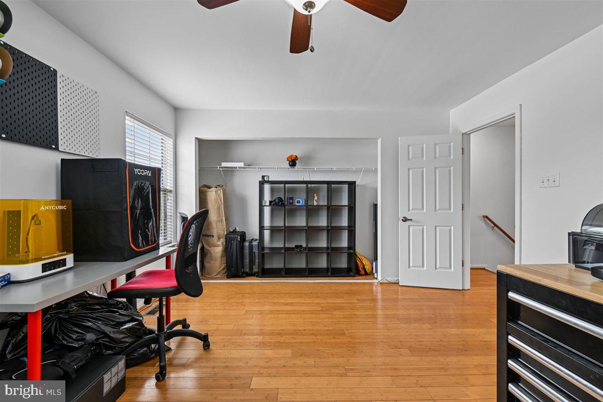 CEDAR GROVE AT CROFTON - Residential