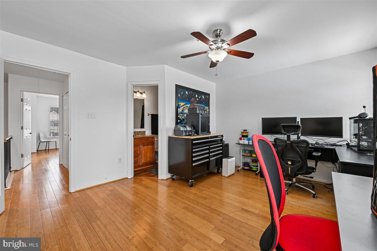 CEDAR GROVE AT CROFTON - Residential