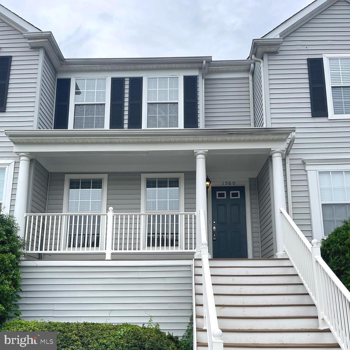 CEDAR GROVE AT CROFTON - Residential