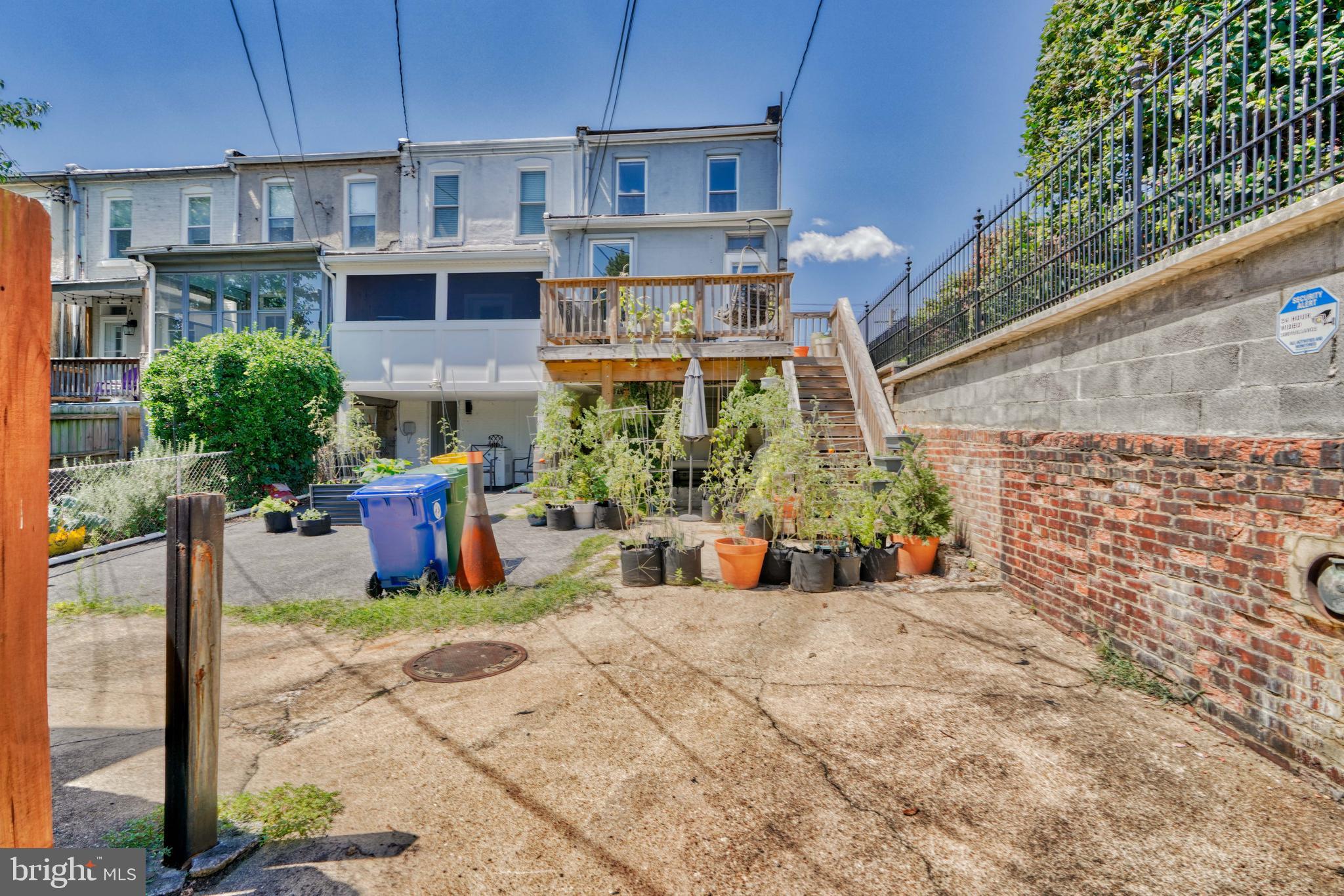 HAMPDEN HISTORIC DISTRICT - Residential