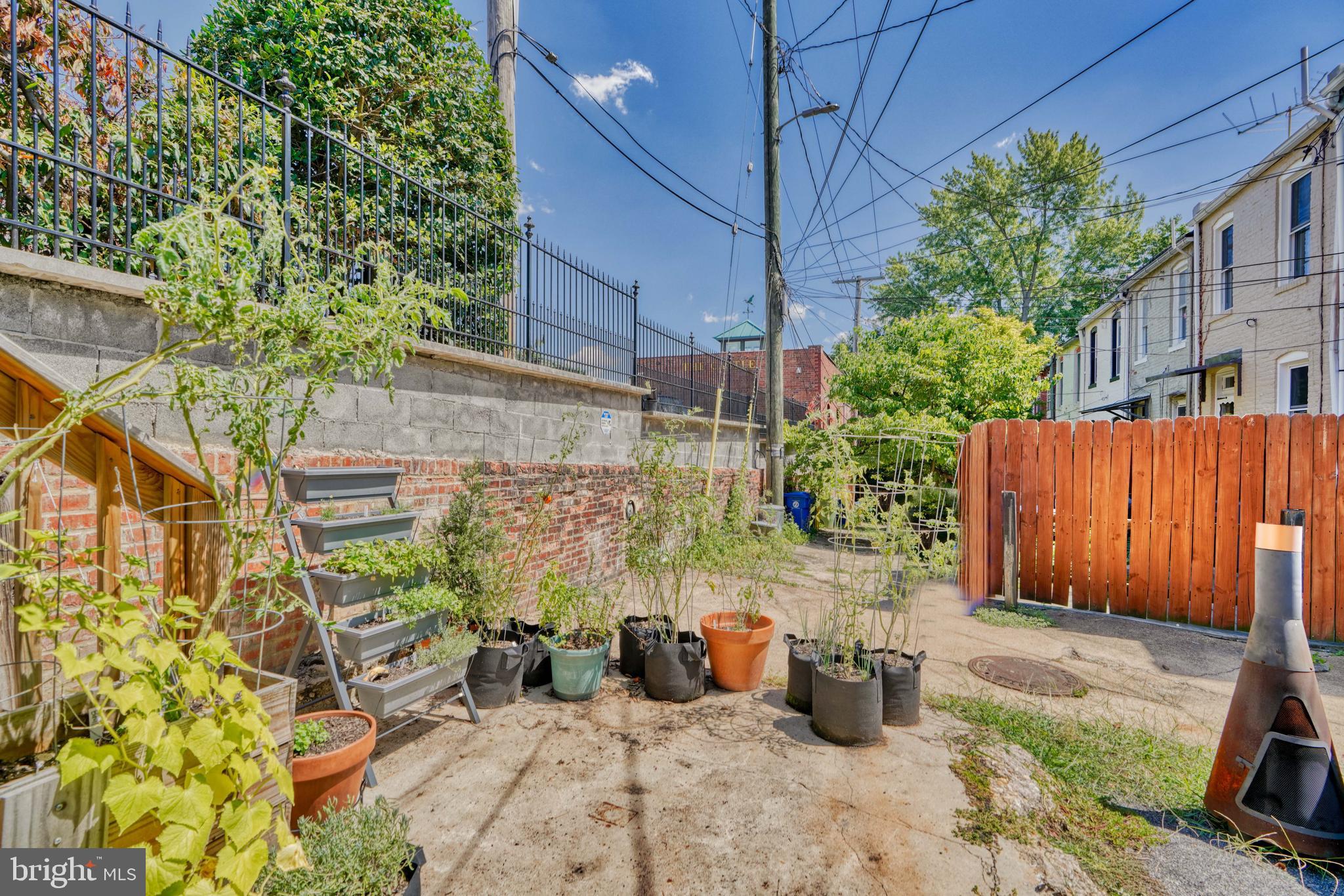 HAMPDEN HISTORIC DISTRICT - Residential