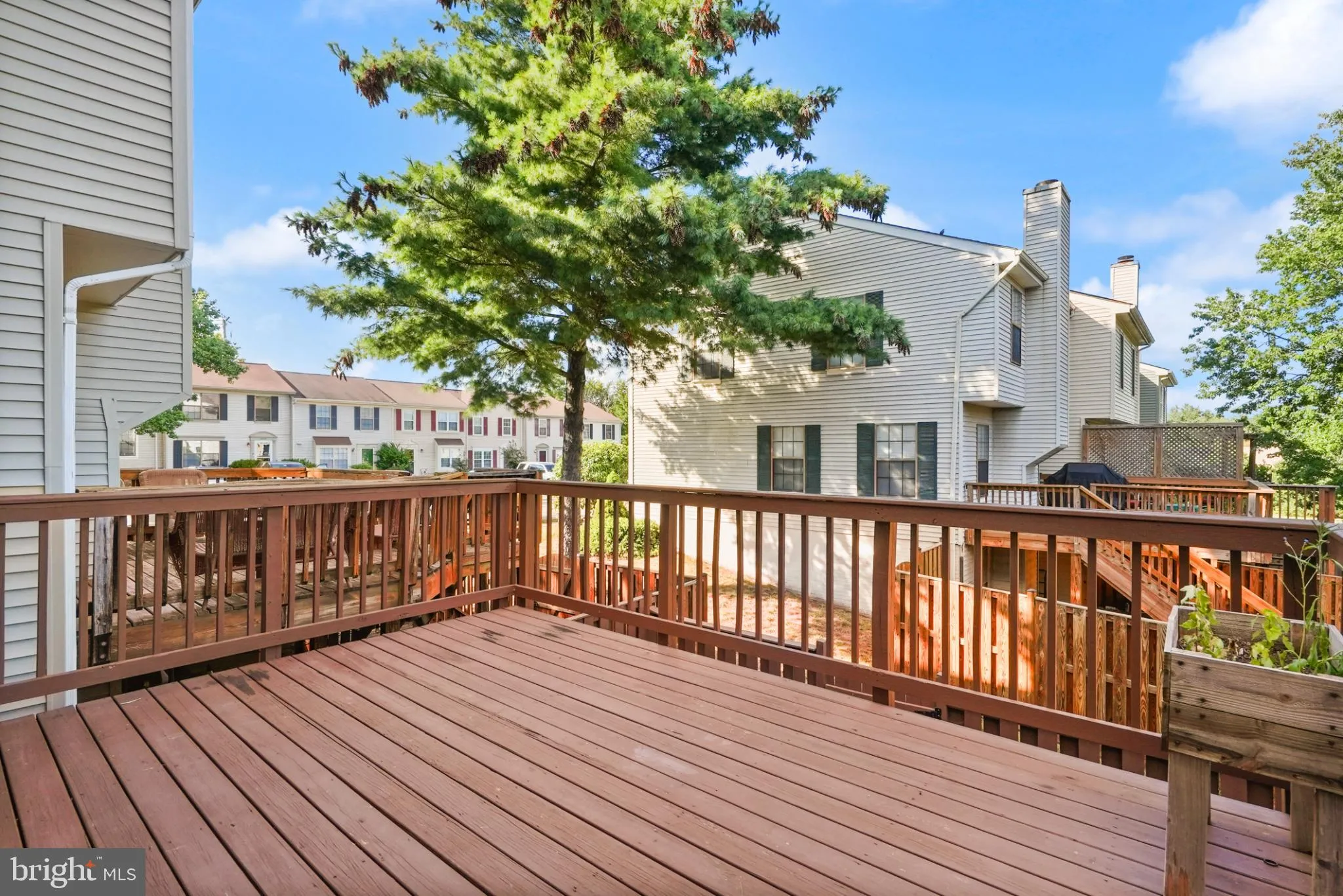 Haymarket, Virginia 20169, United States, 4 Bedrooms Bedrooms, ,4 BathroomsBathrooms,Residential,Pending,200906