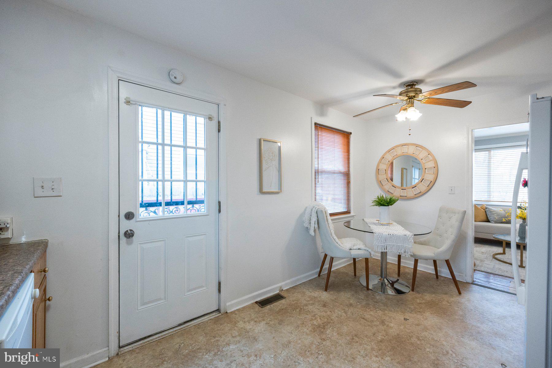 FRANKFORD - Residential Lease