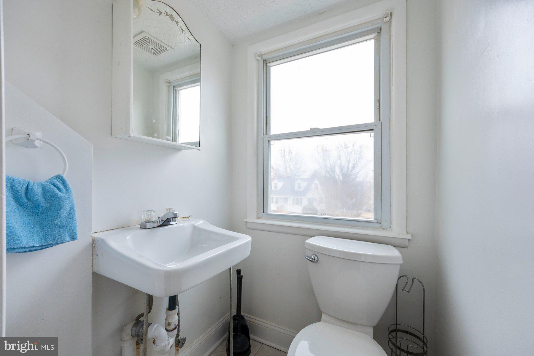 FRANKFORD - Residential Lease