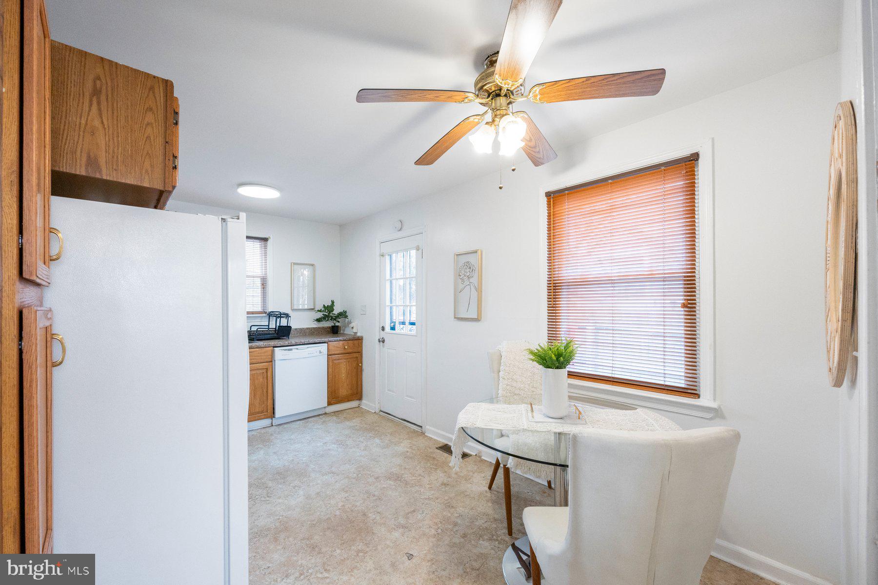 FRANKFORD - Residential Lease