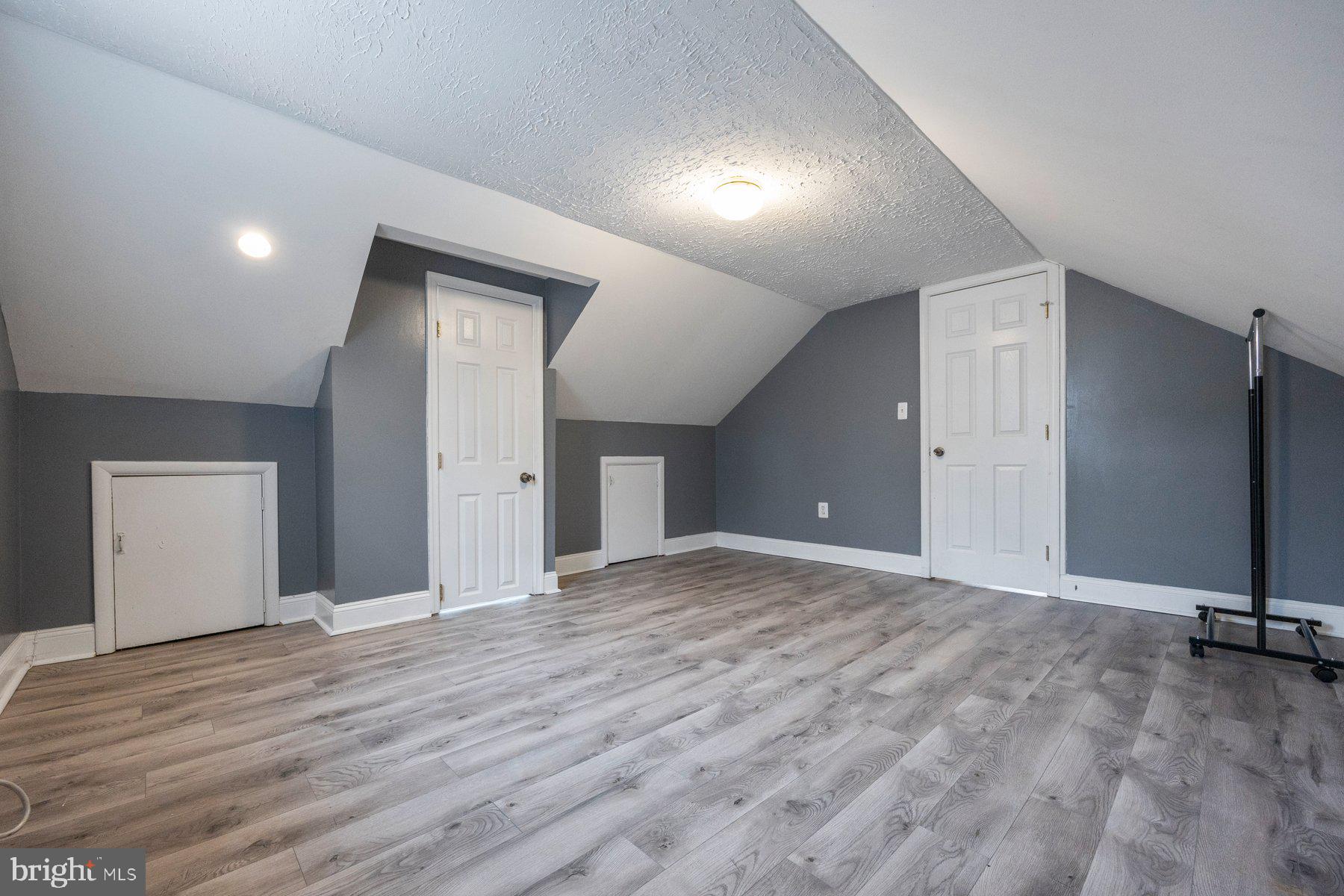 FRANKFORD - Residential Lease