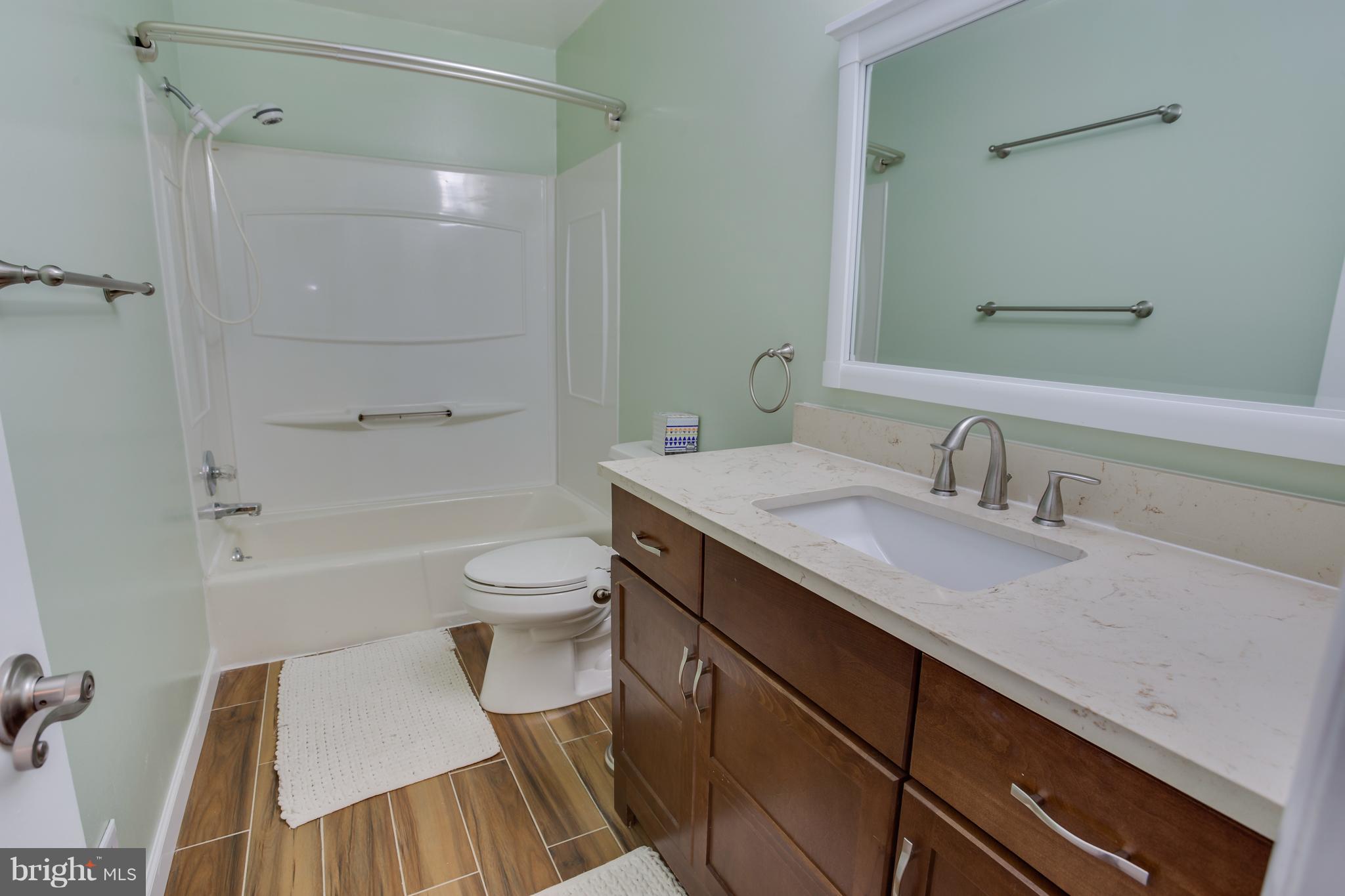 LAKE RIDGE - Residential