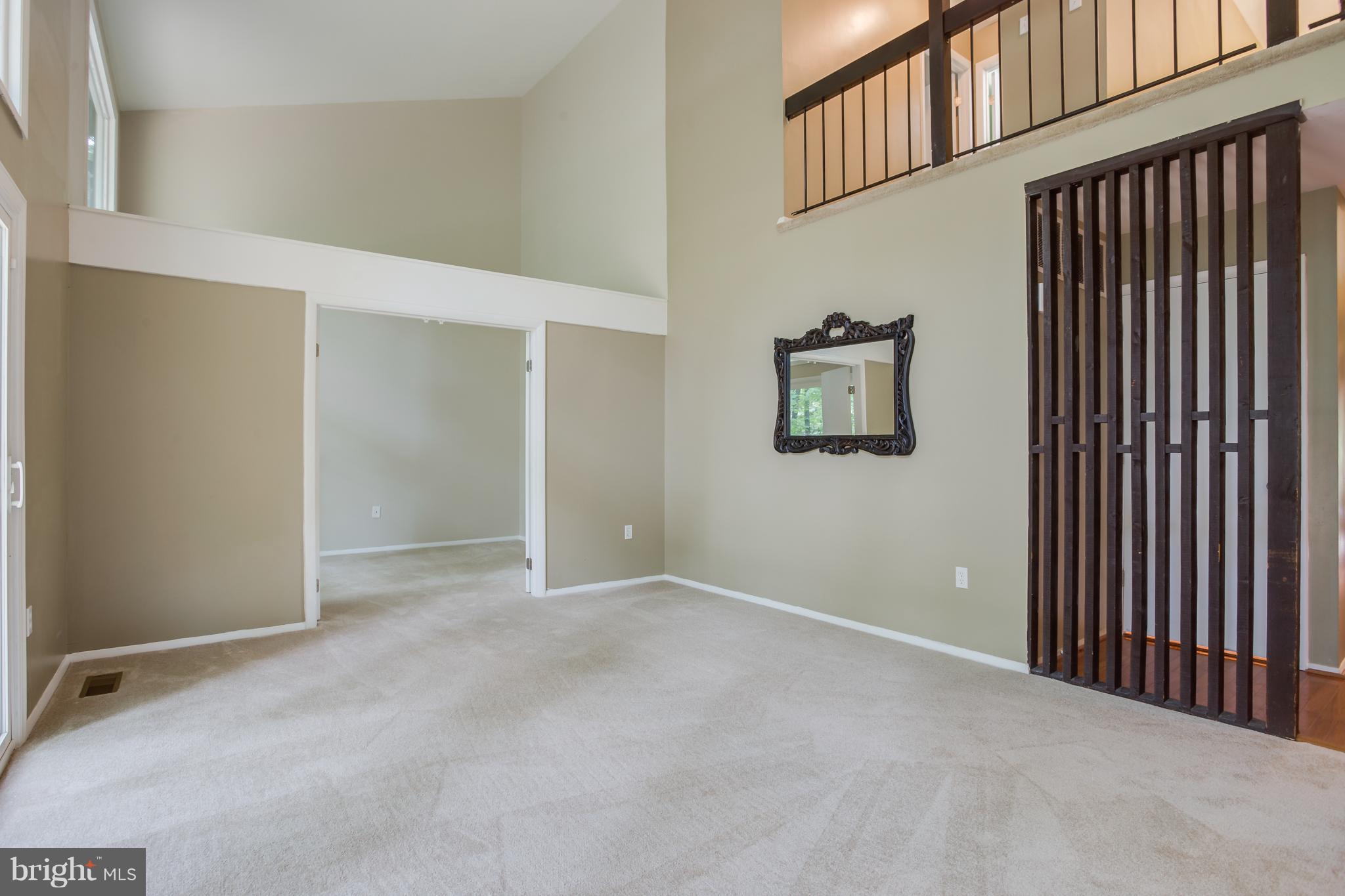 LAKE RIDGE - Residential