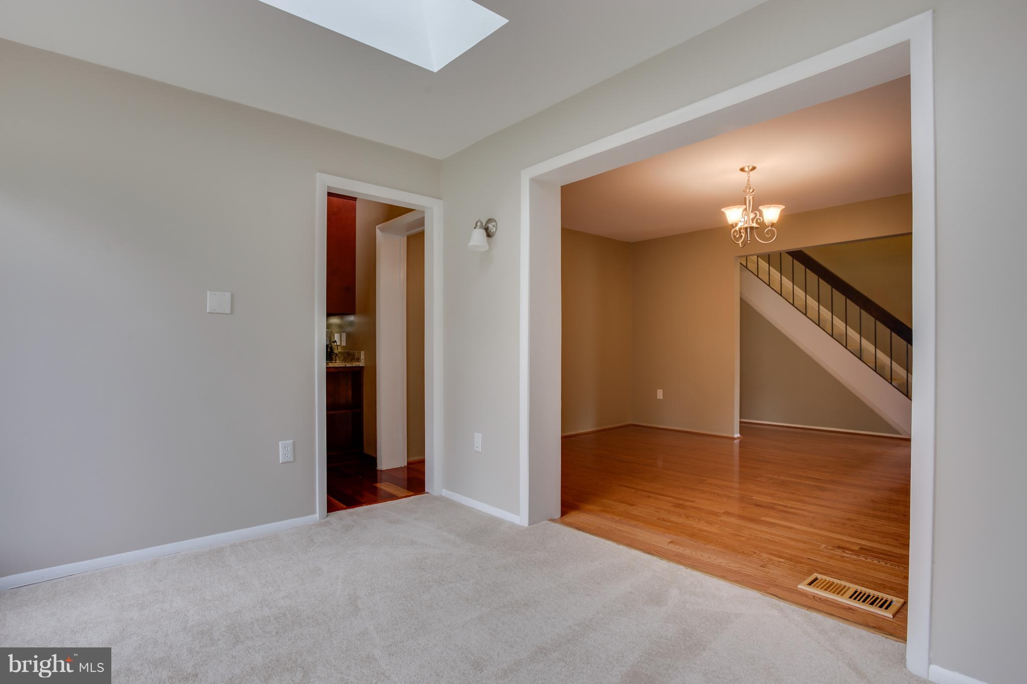 LAKE RIDGE - Residential