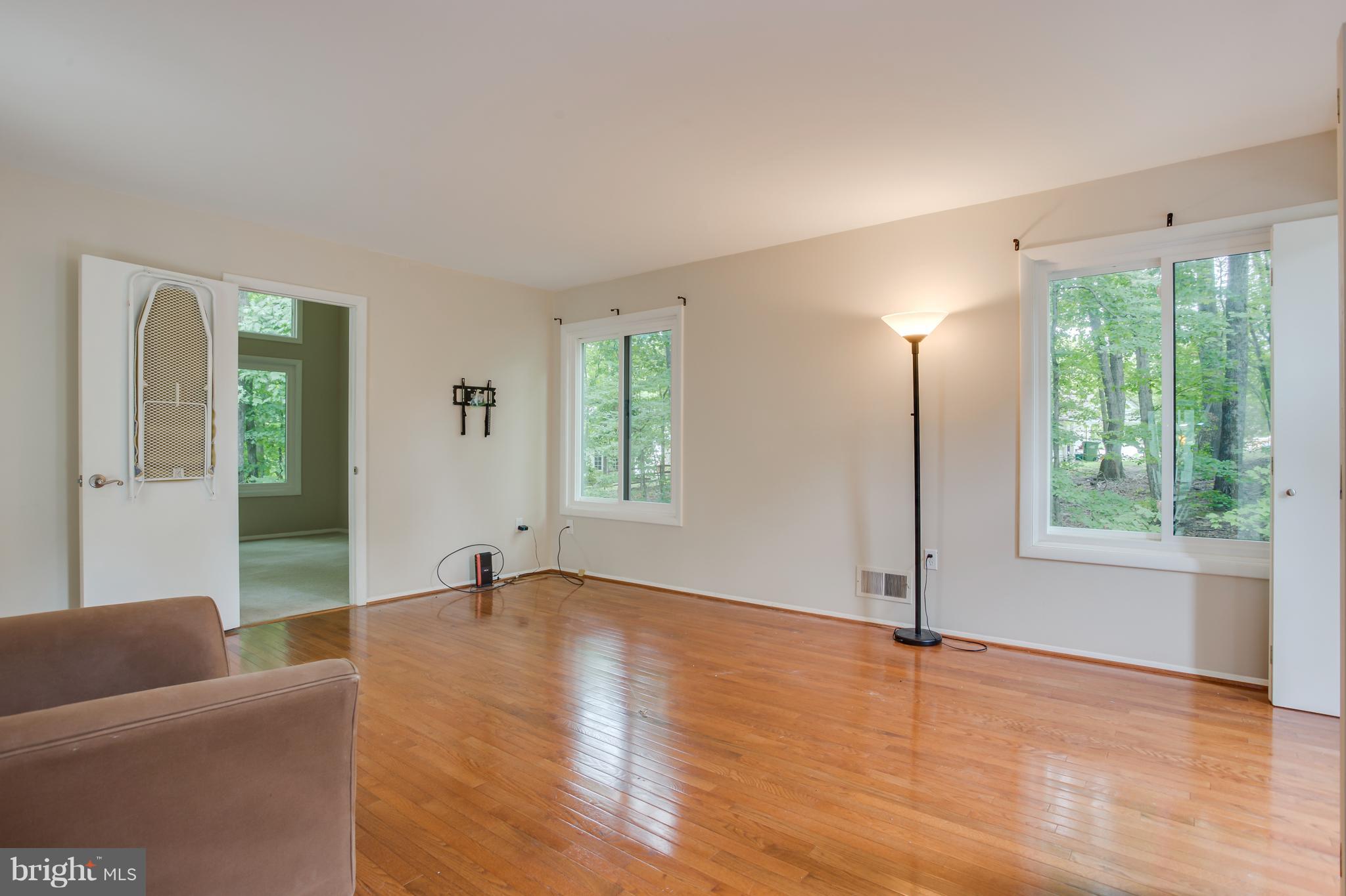 LAKE RIDGE - Residential