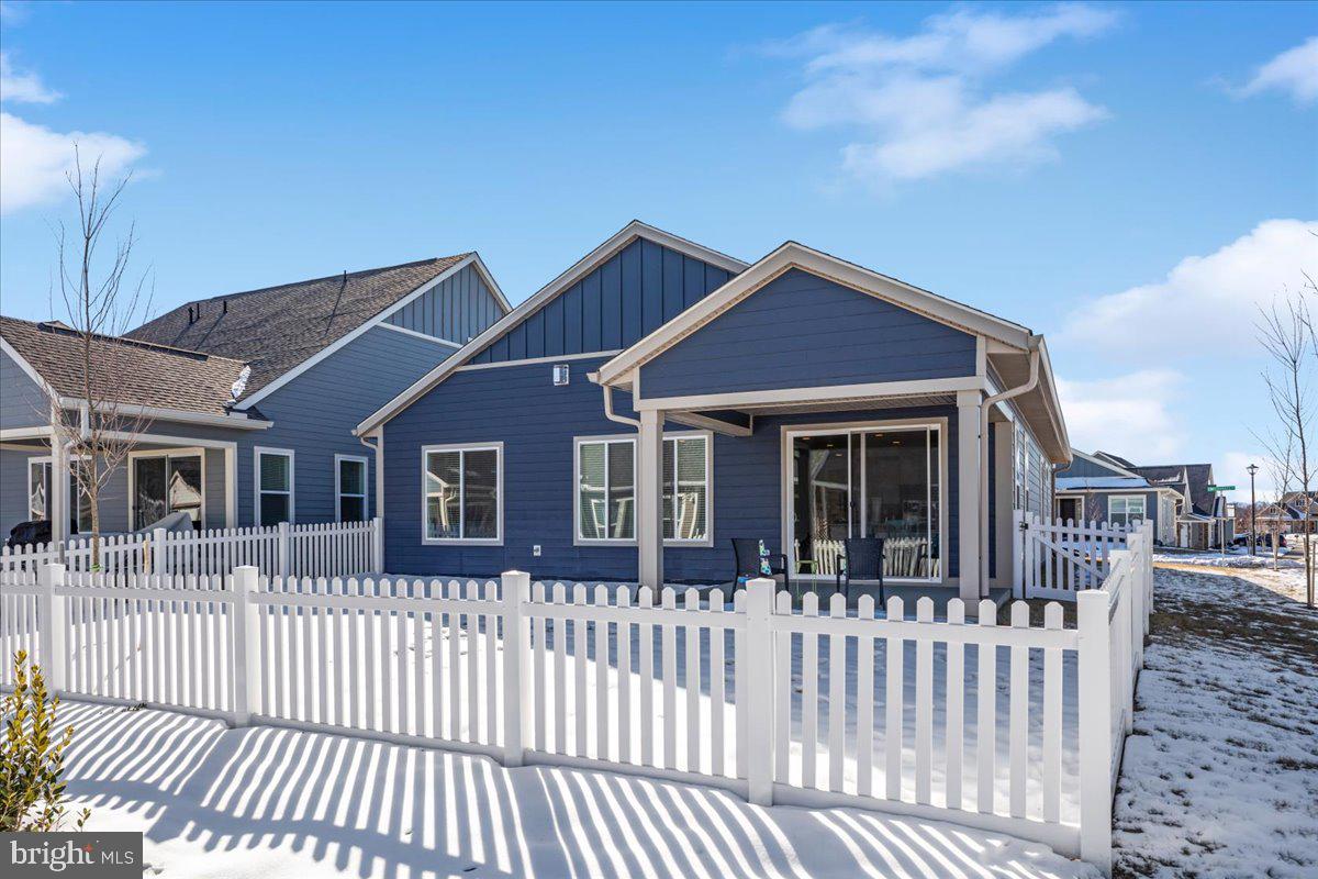 SHENANDOAH, LAKE FREDERICK - Residential