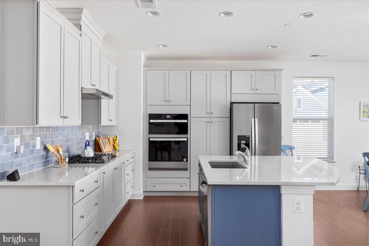 SHENANDOAH, LAKE FREDERICK - Residential