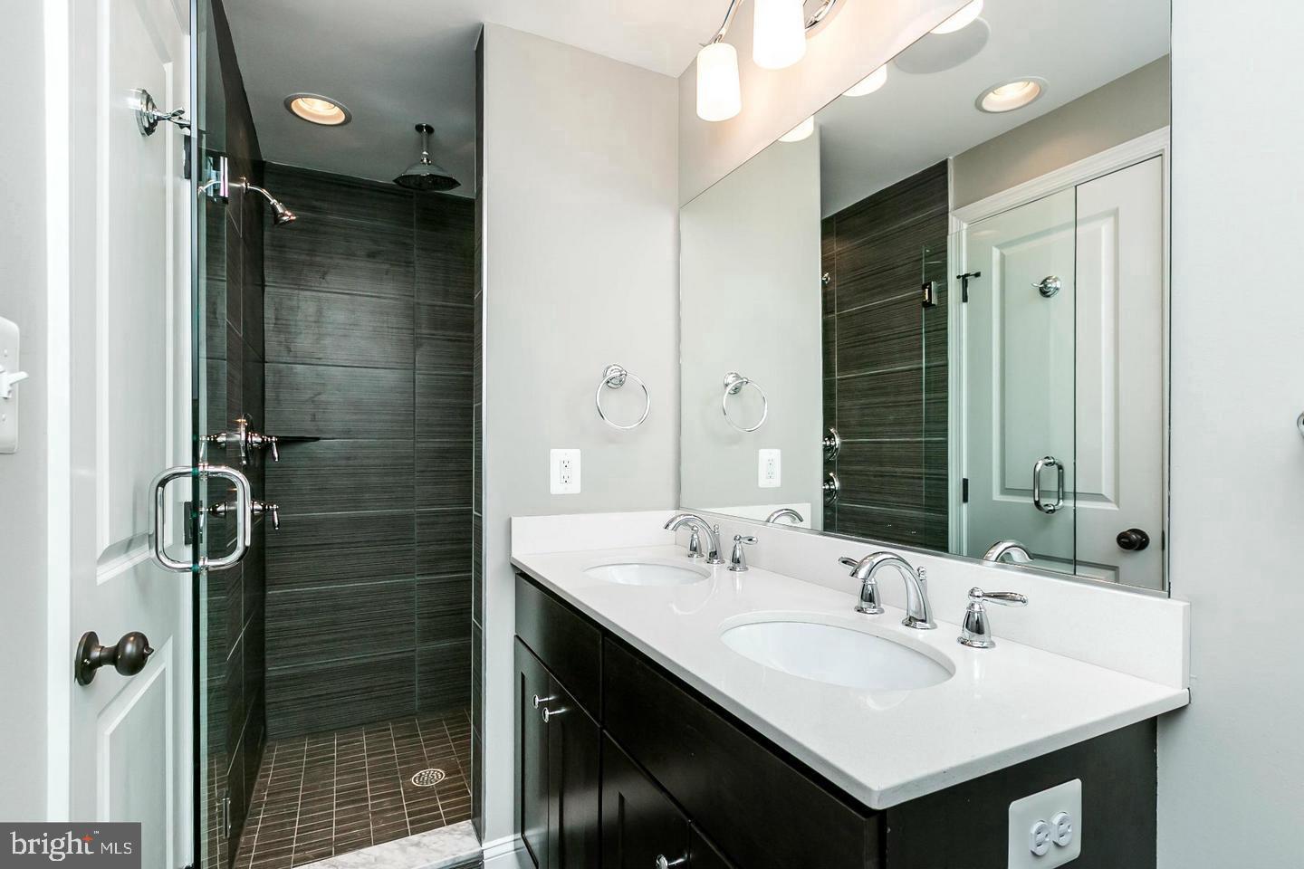 FEDERAL HILL HISTORIC DISTRICT - Residential Lease