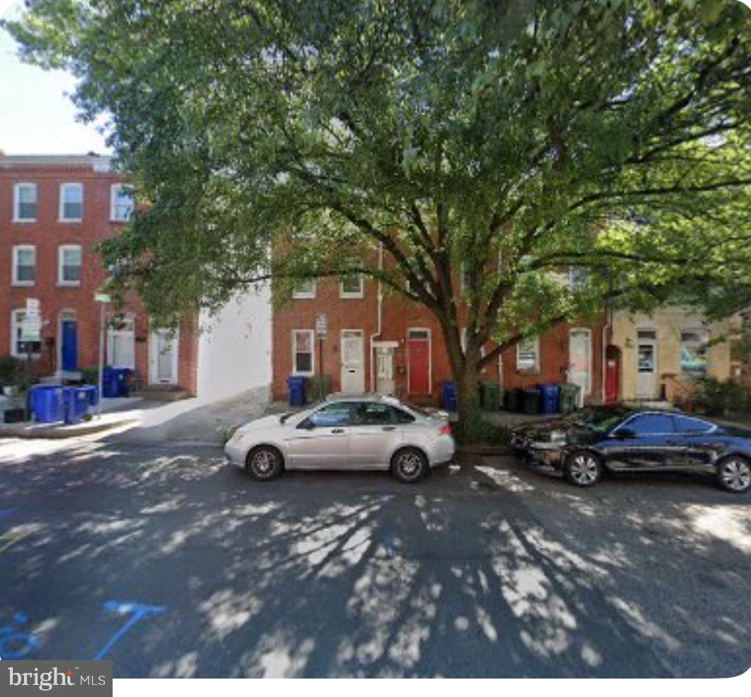 Pictures coming soon . Welcome to this stunning 2 bedroom, 2 bathroom ensuite residence , perfectly situated in the heart of historic Fellspoint . This is a blend of modern luxury and historic charm. Newly renovated with modern finishes . Conveniently located , within walking distance to restaurants, bars and shops. Stainless steel appliances, in unit laundry.