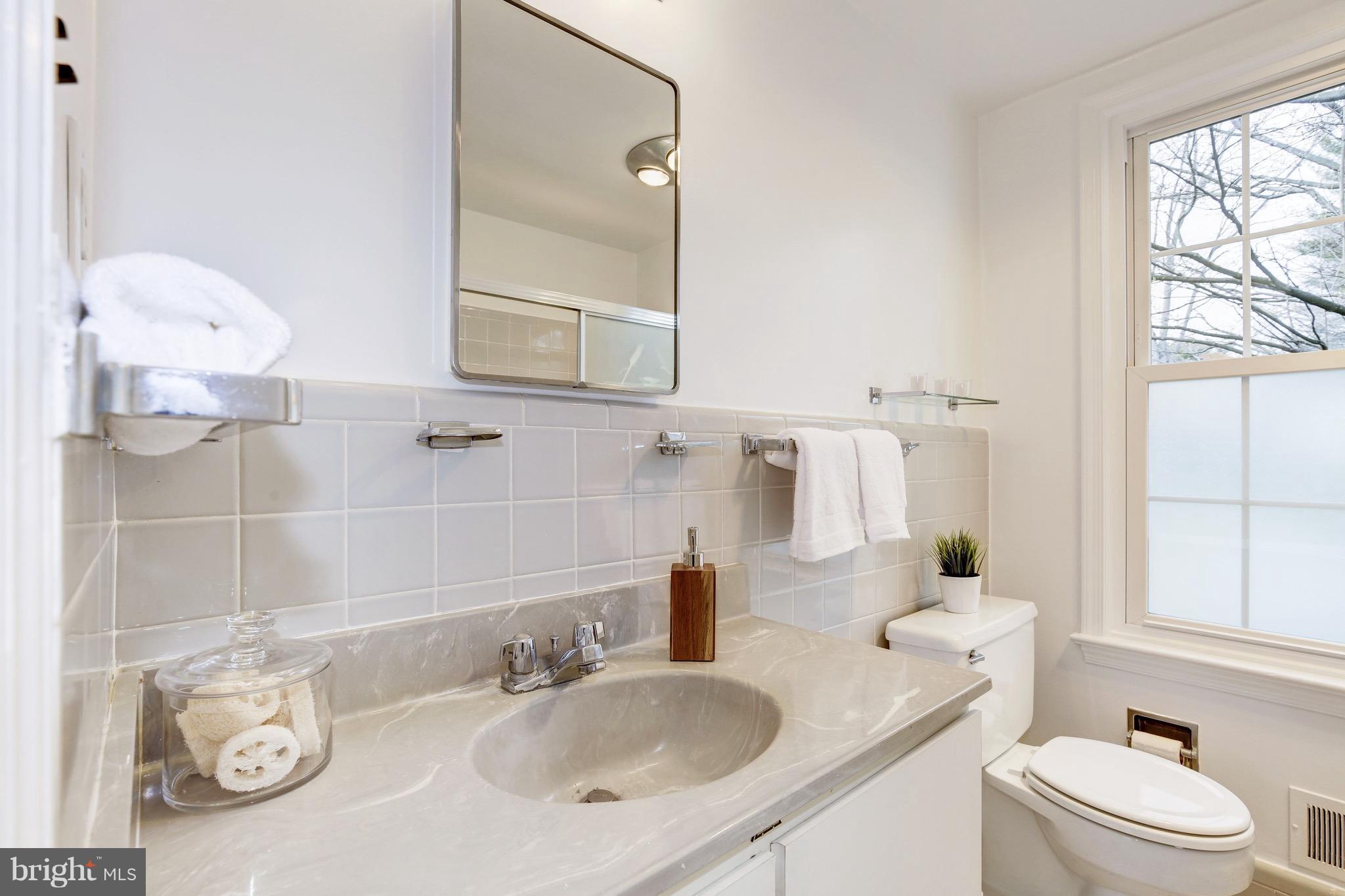 WOODLEY GARDENS COOP - Residential