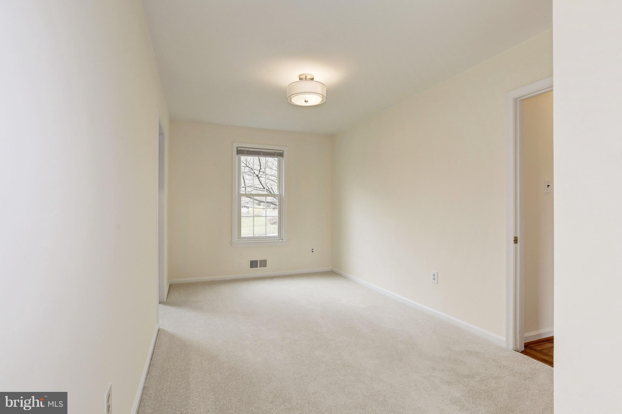 WOODLEY GARDENS COOP - Residential