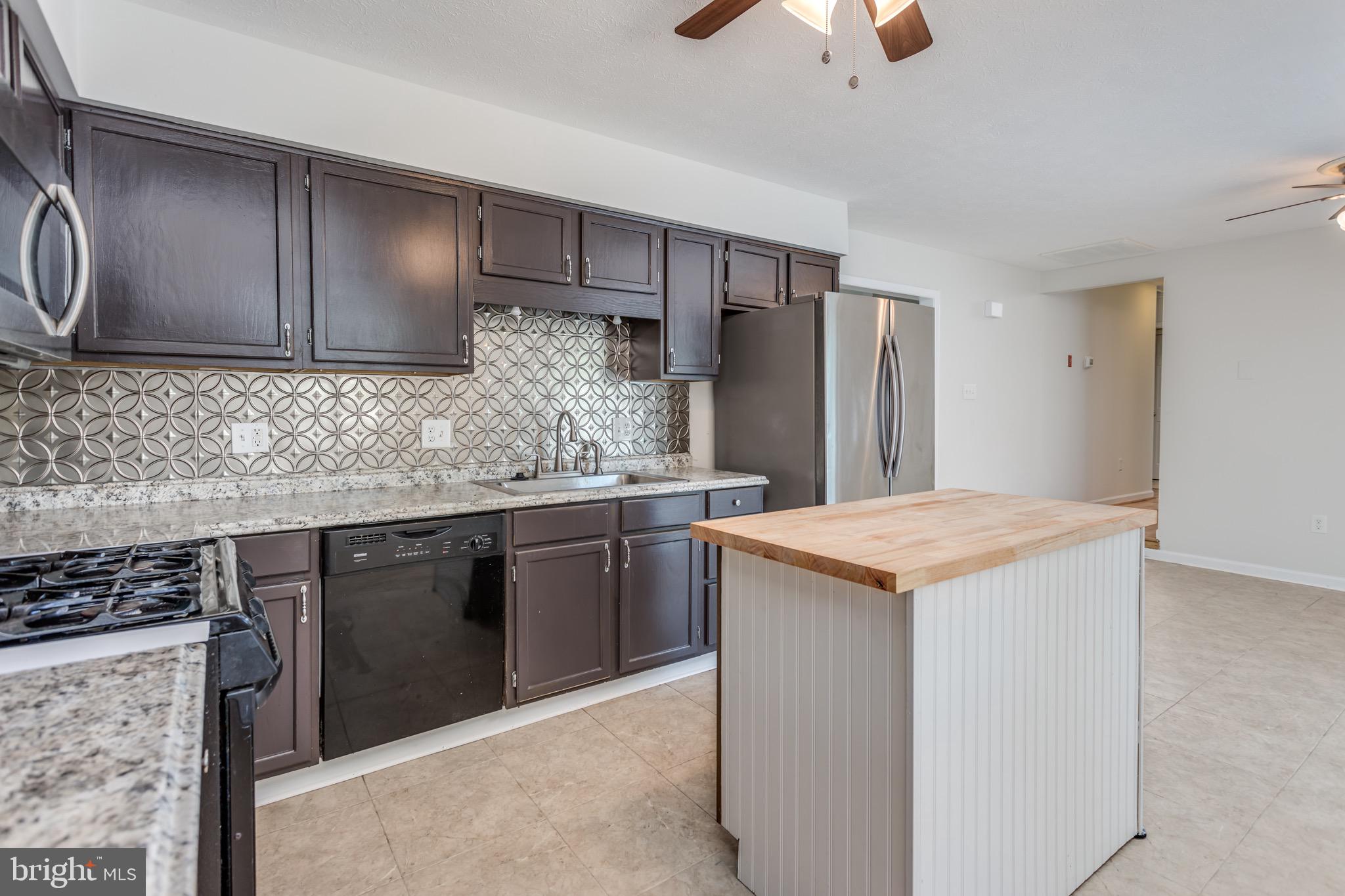 PEMBRIDGE HEIGHTS - Residential