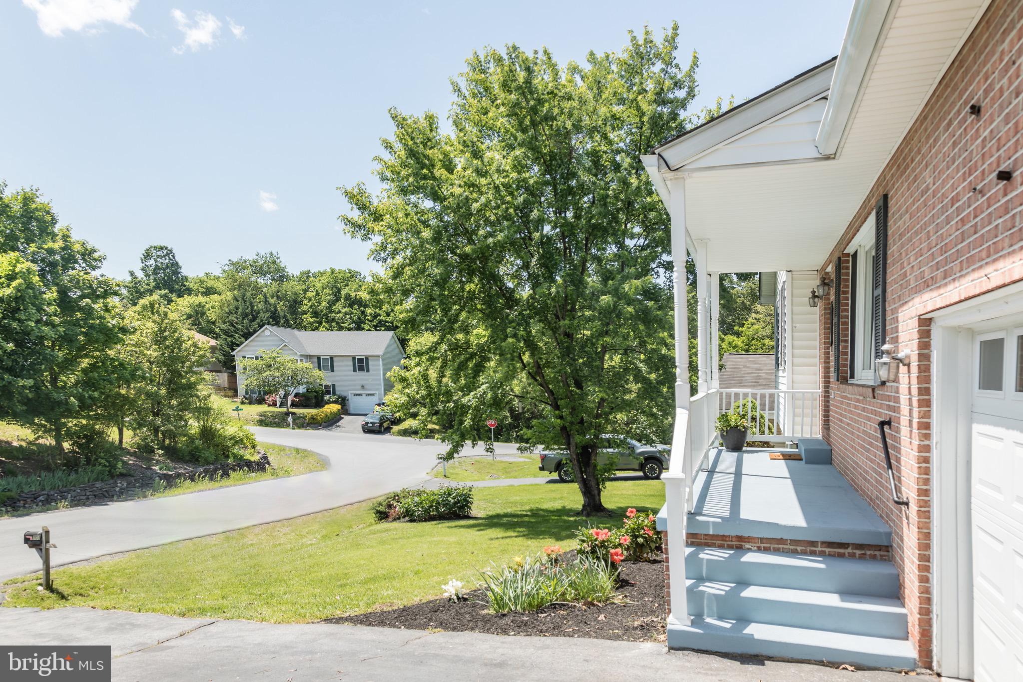 PEMBRIDGE HEIGHTS - Residential