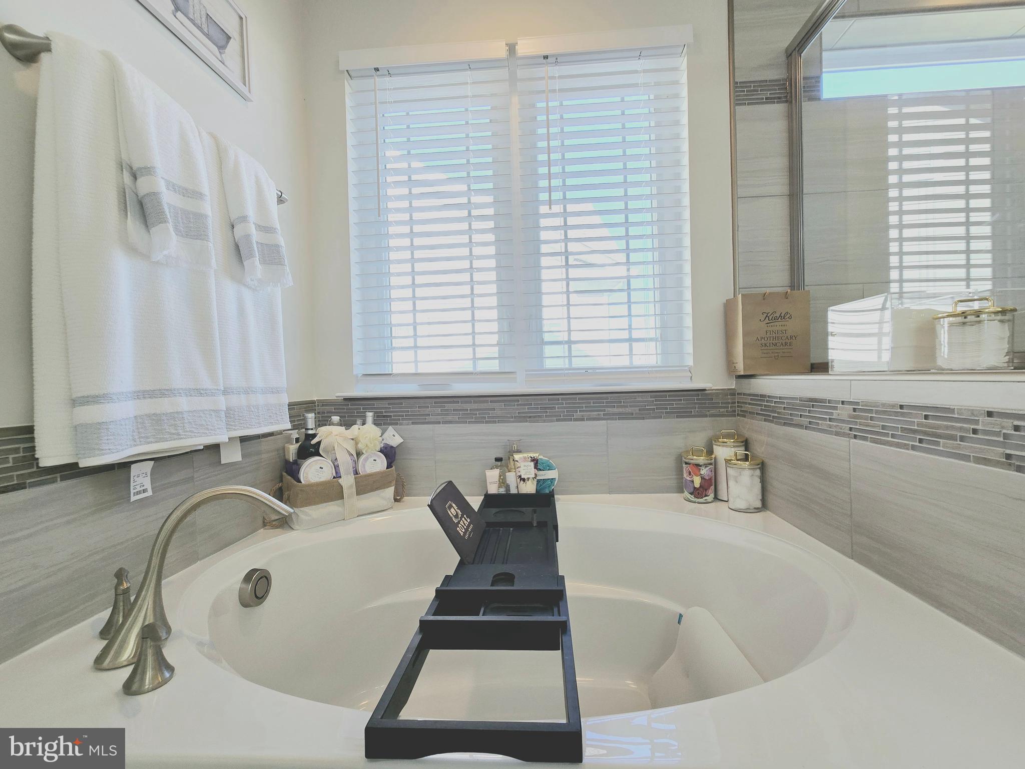 STONEHAVEN - Residential