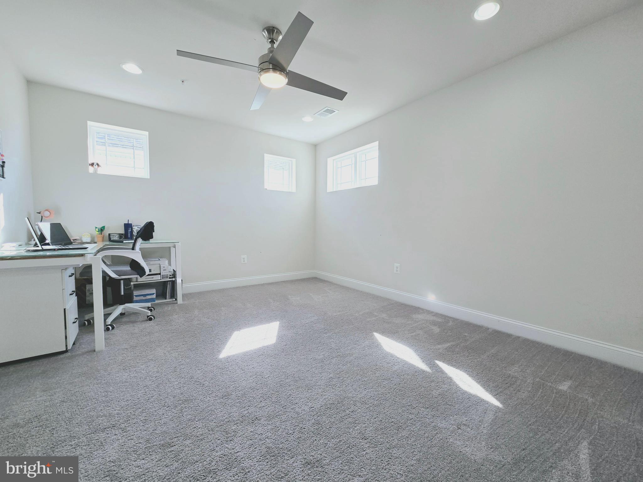 STONEHAVEN - Residential