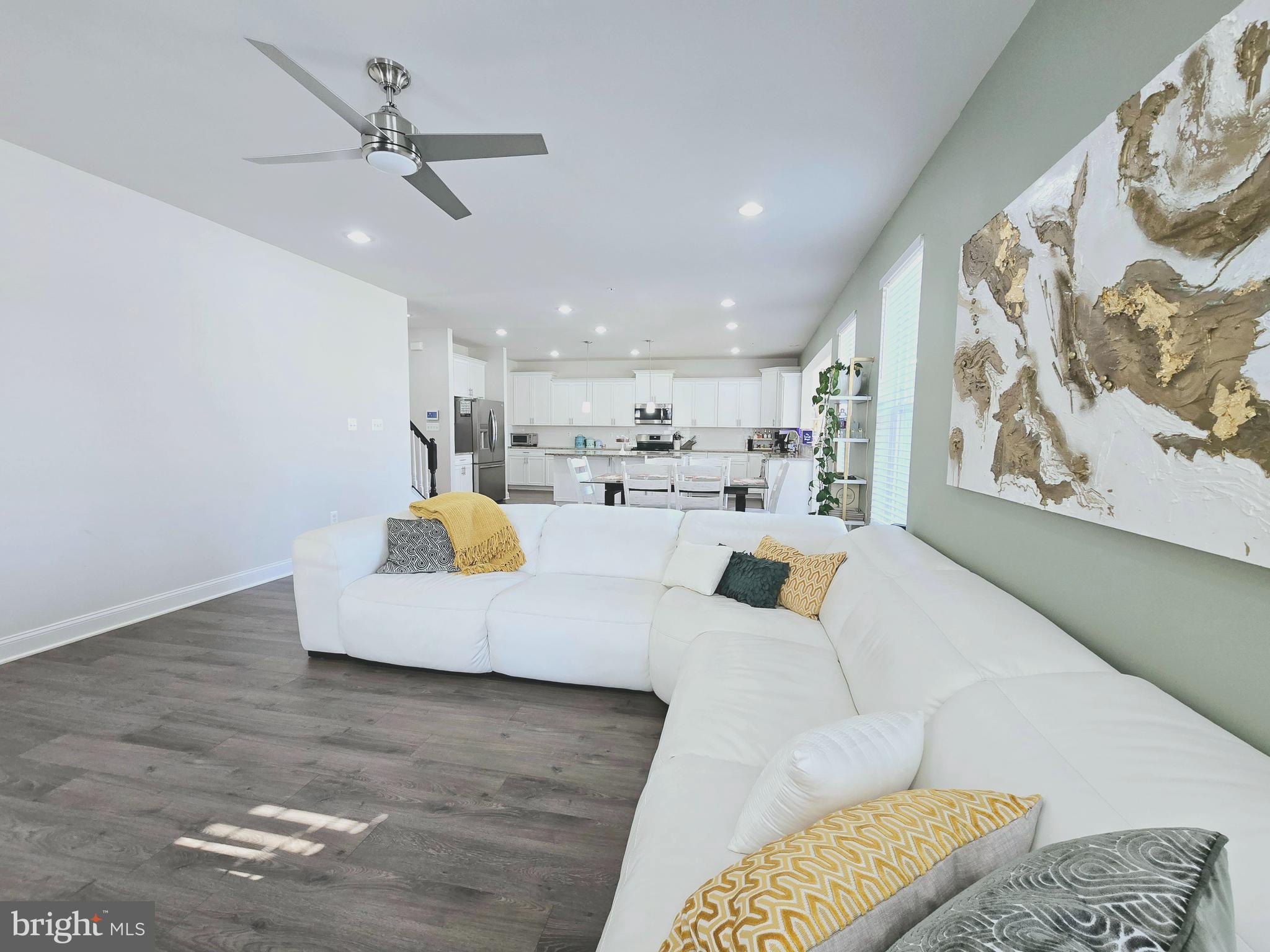 STONEHAVEN - Residential