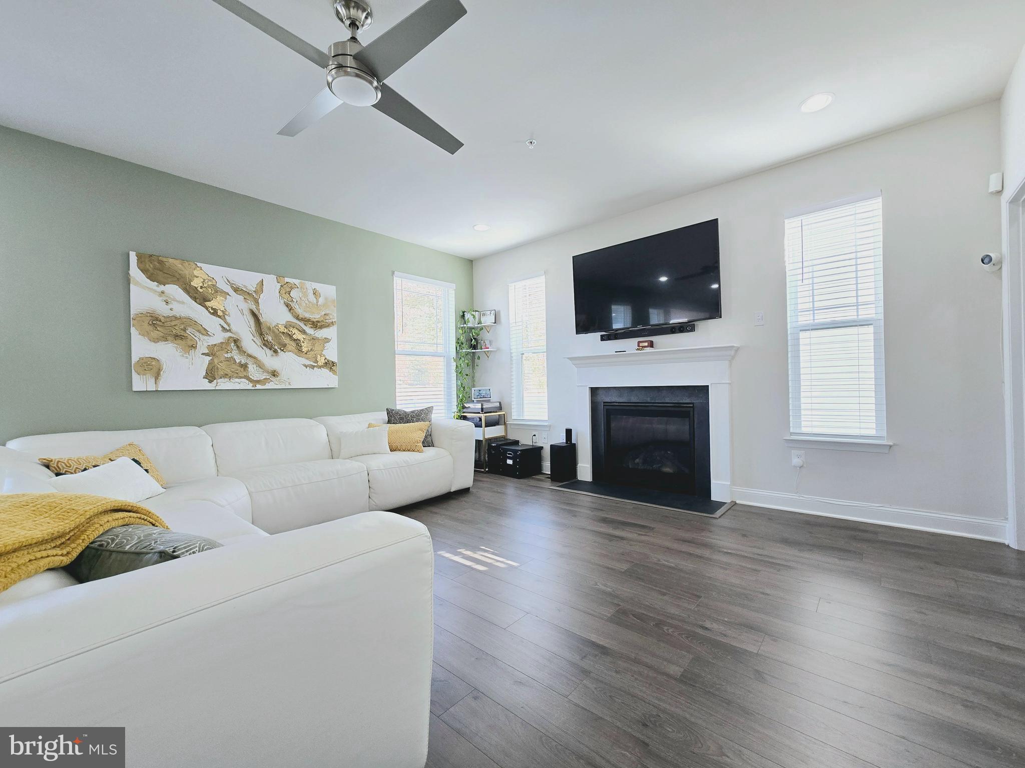 STONEHAVEN - Residential