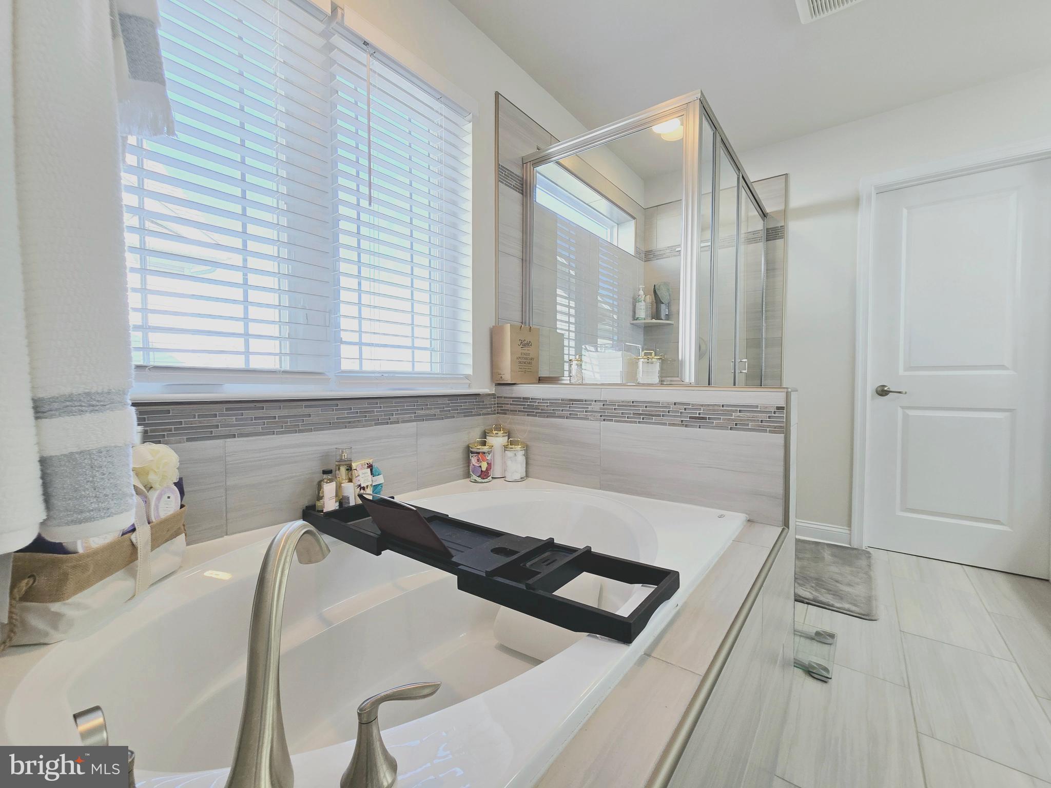 STONEHAVEN - Residential