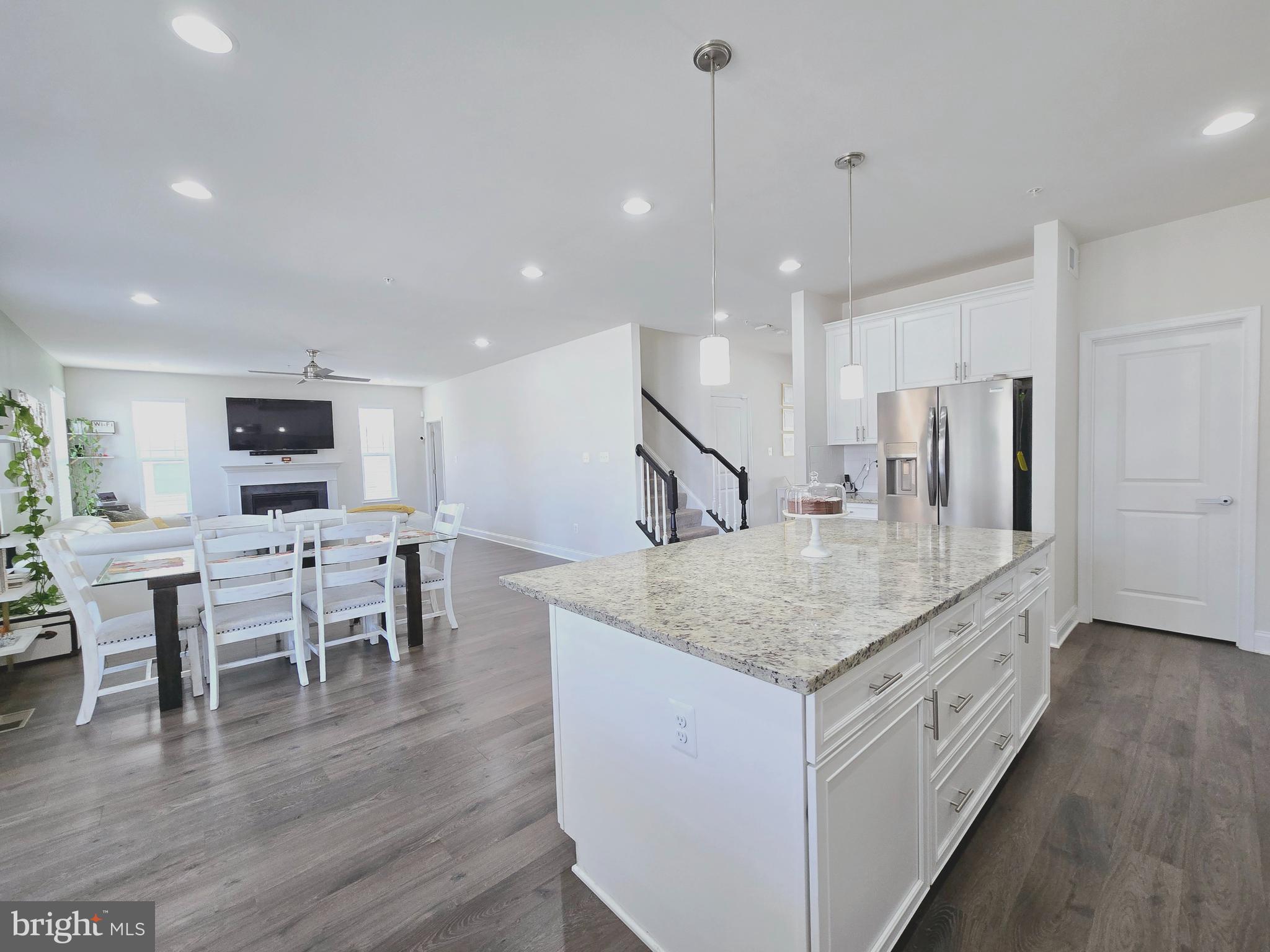 STONEHAVEN - Residential