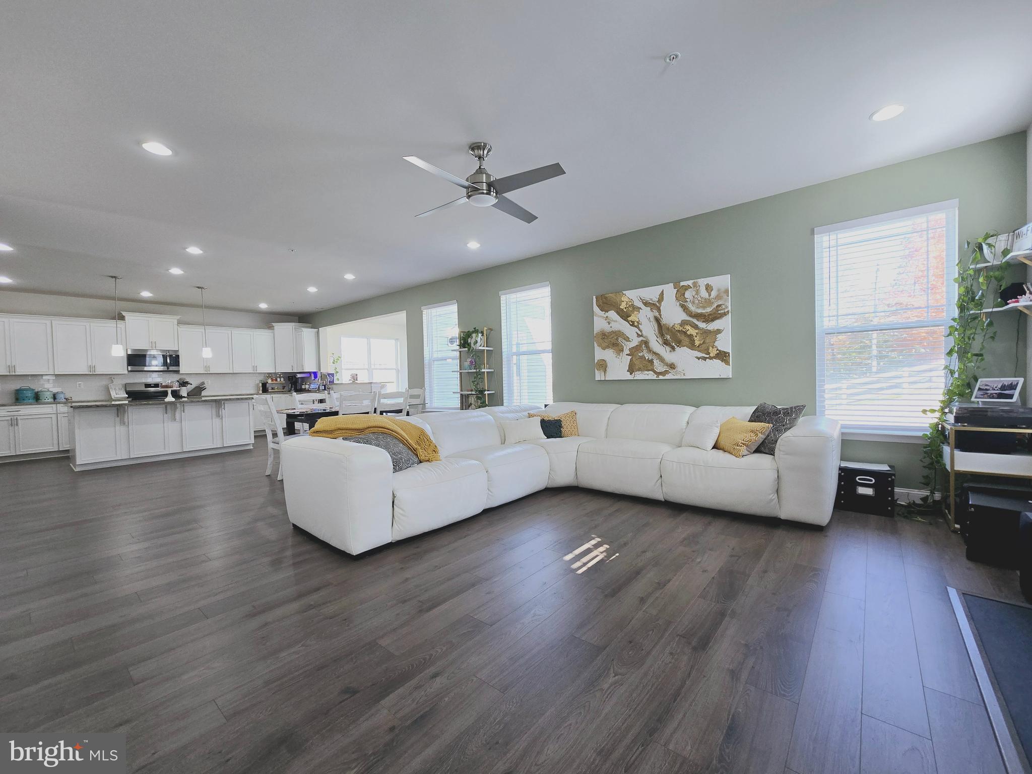 STONEHAVEN - Residential