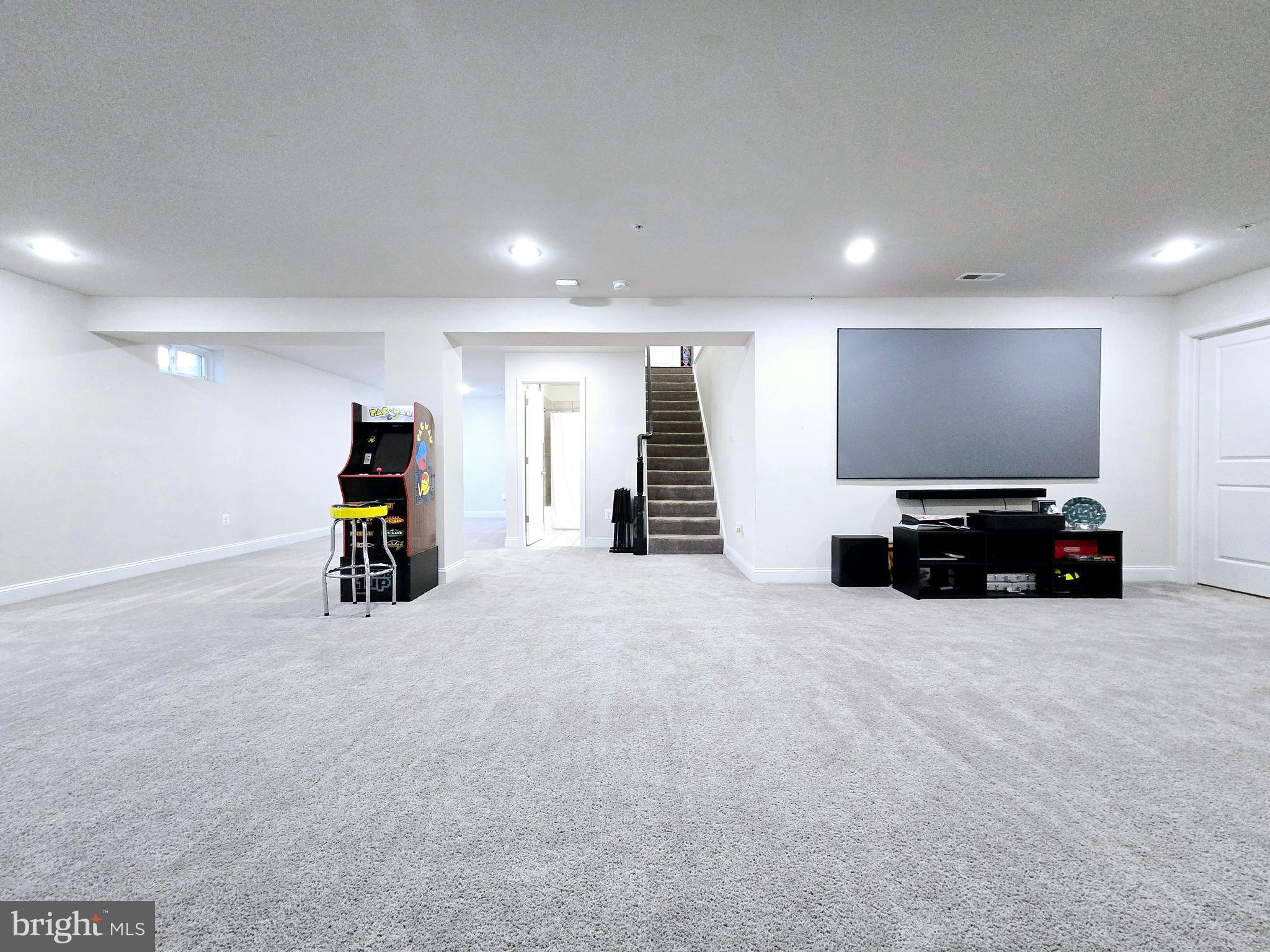 STONEHAVEN - Residential