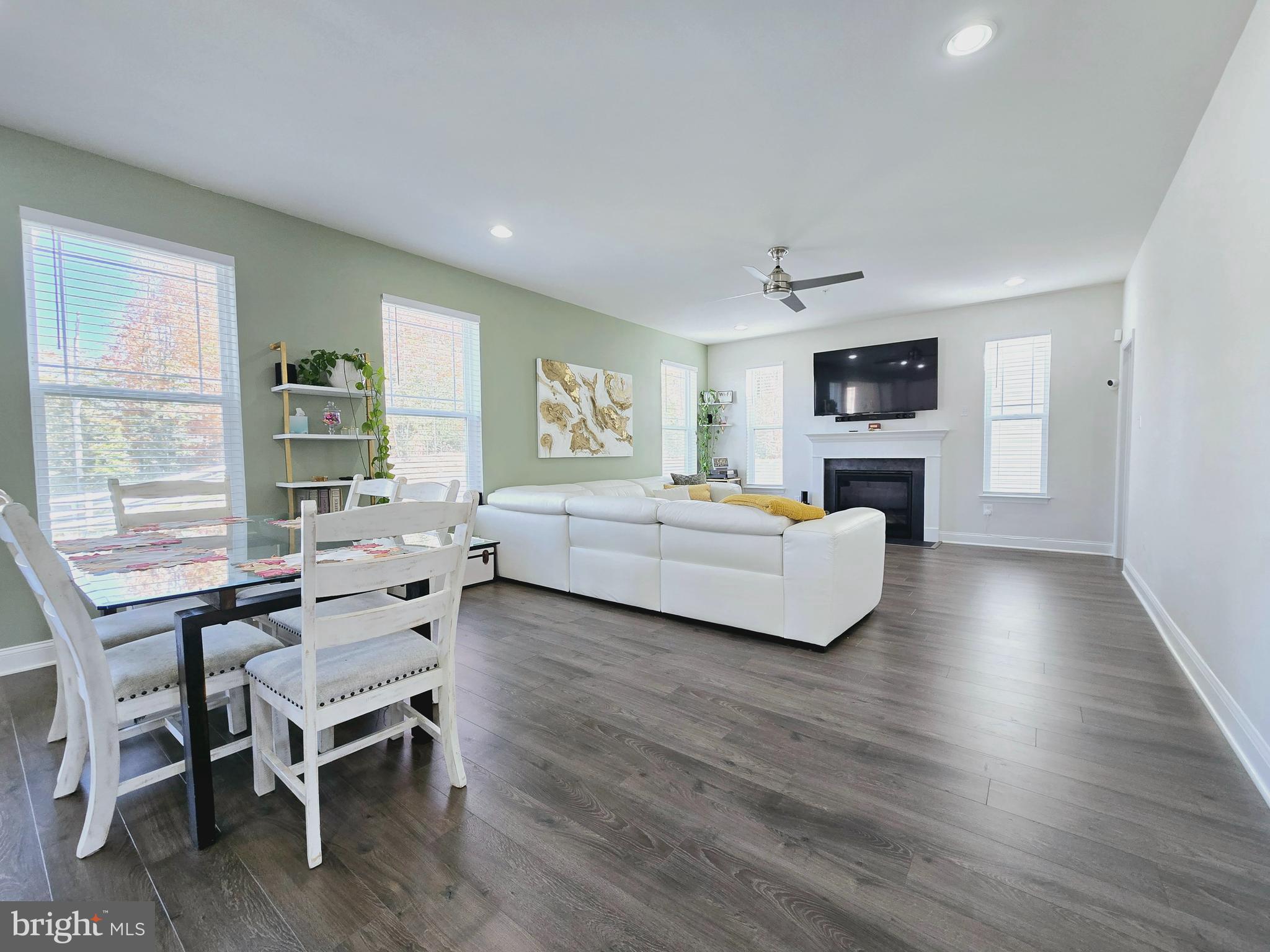 STONEHAVEN - Residential