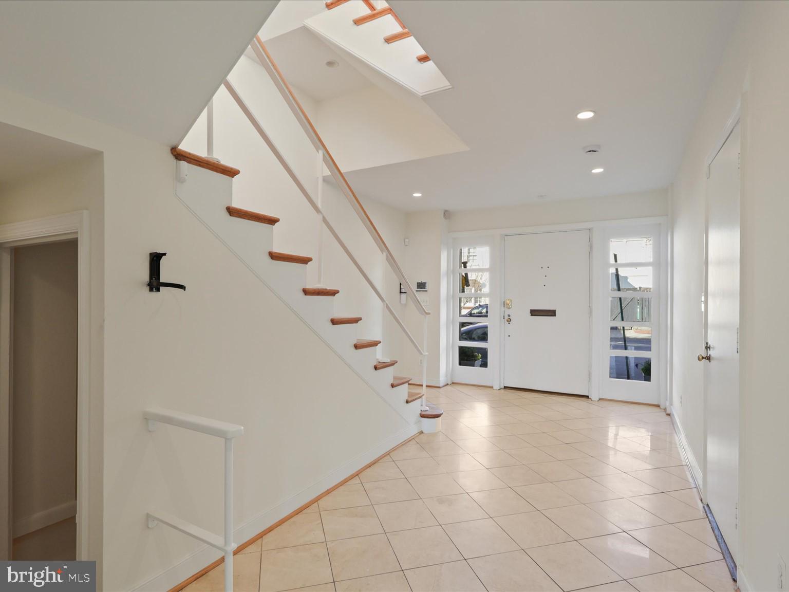 GEORGETOWN - Residential