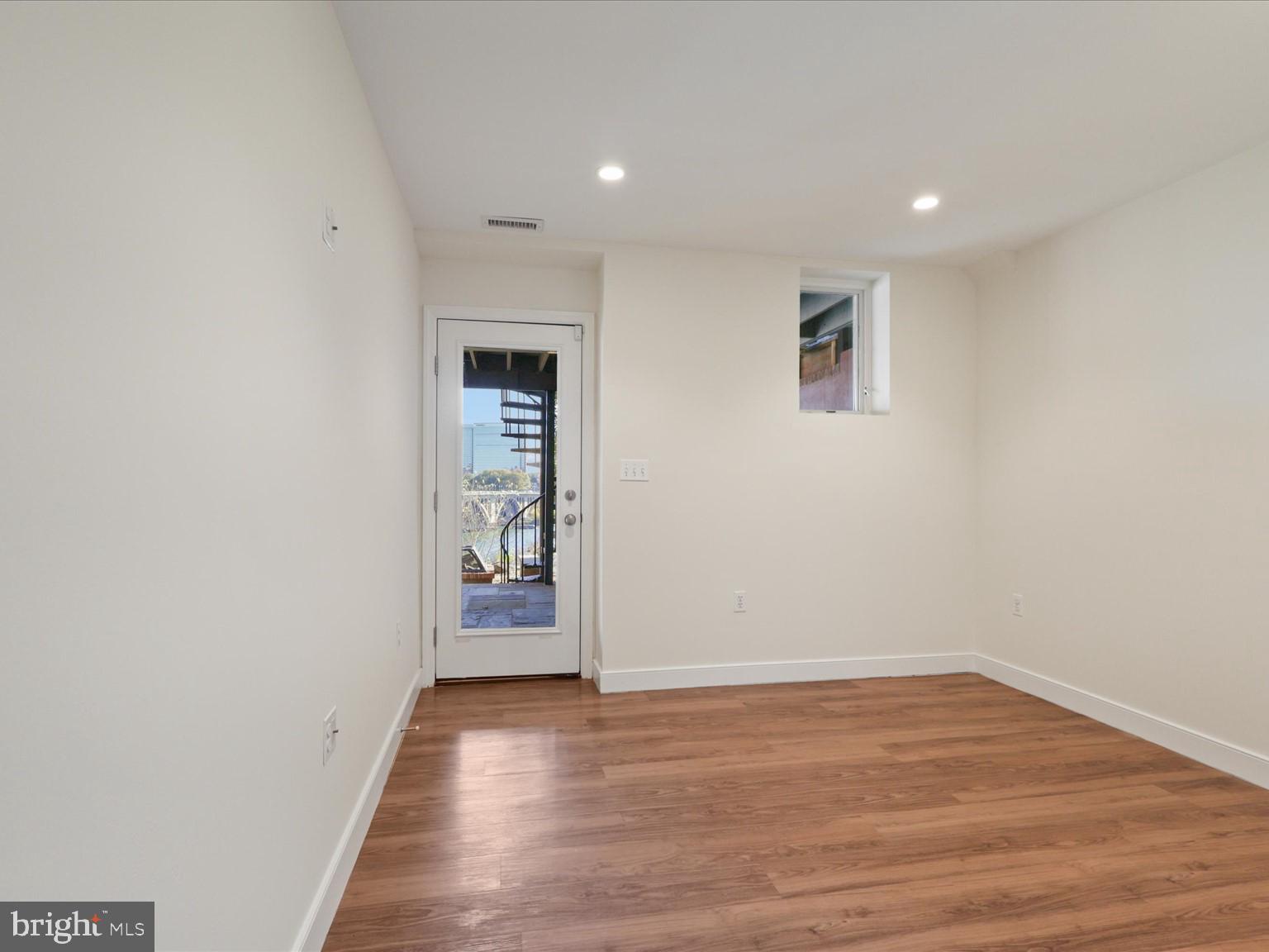 GEORGETOWN - Residential