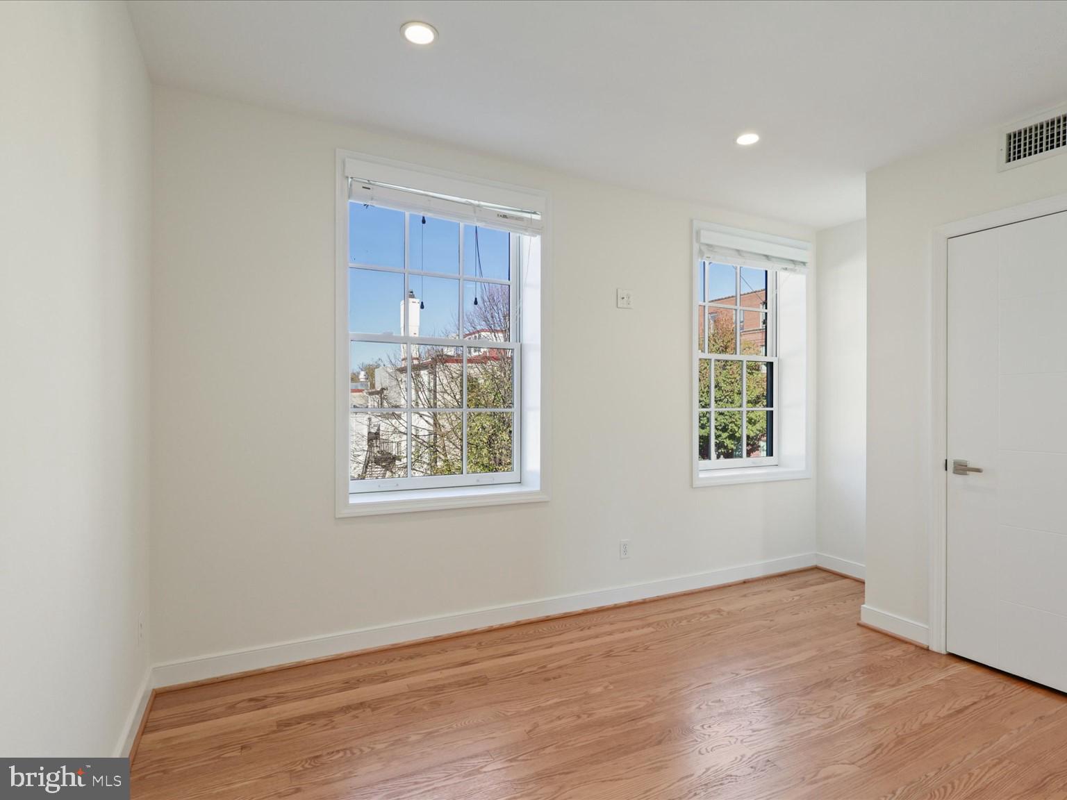 GEORGETOWN - Residential