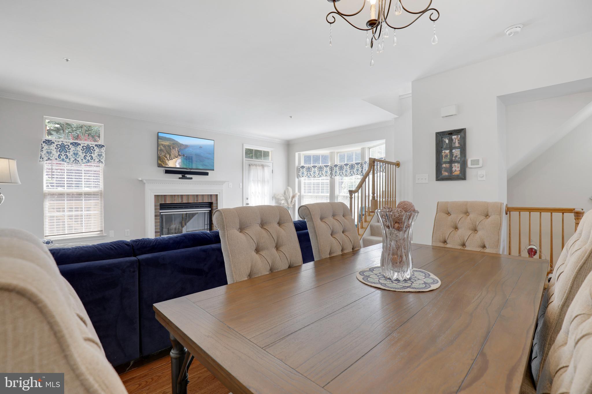 COUNTRY WALK - Residential