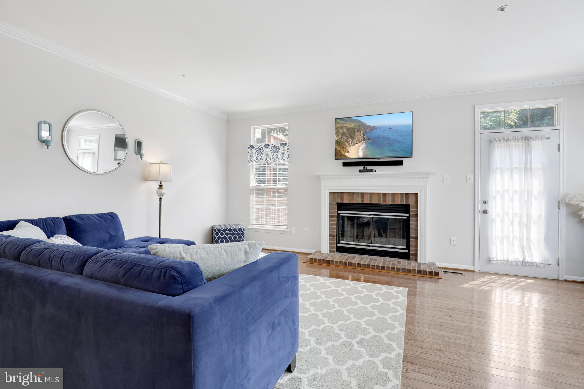 COUNTRY WALK - Residential