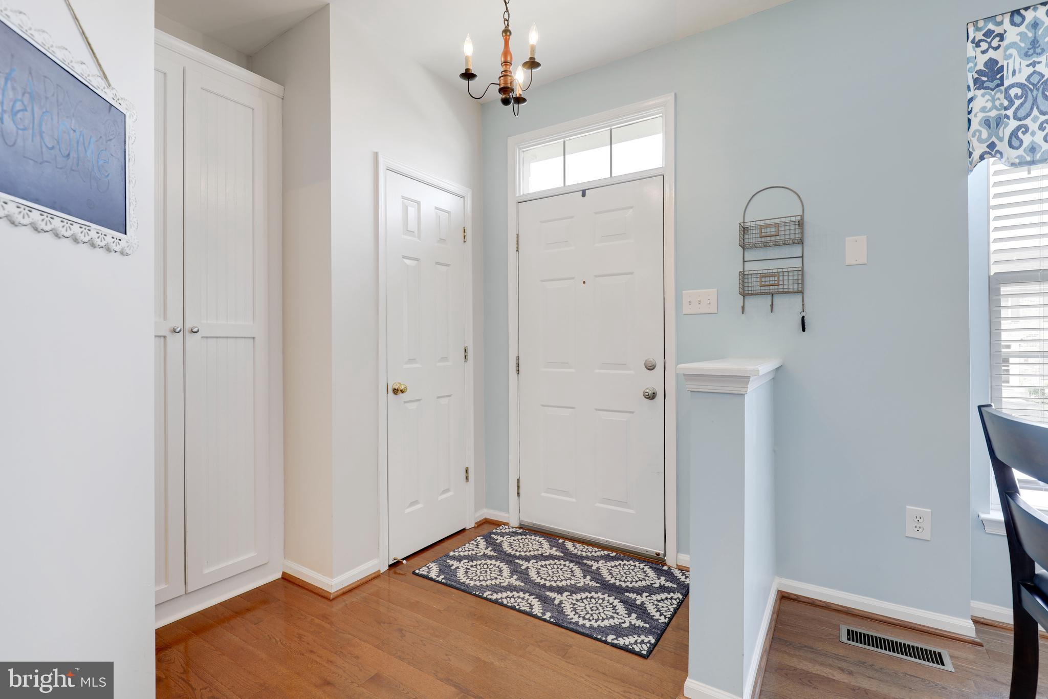 COUNTRY WALK - Residential