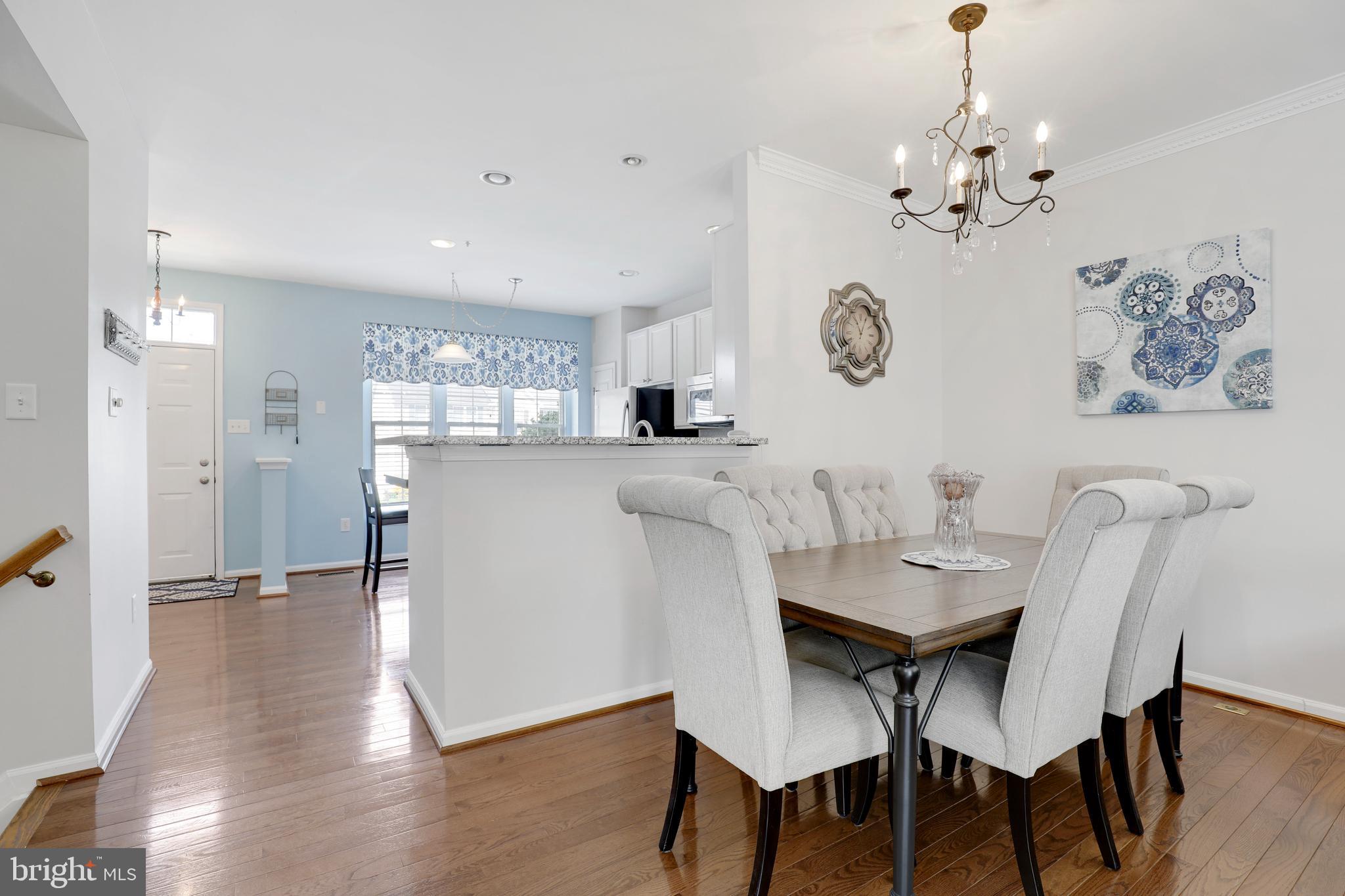 COUNTRY WALK - Residential