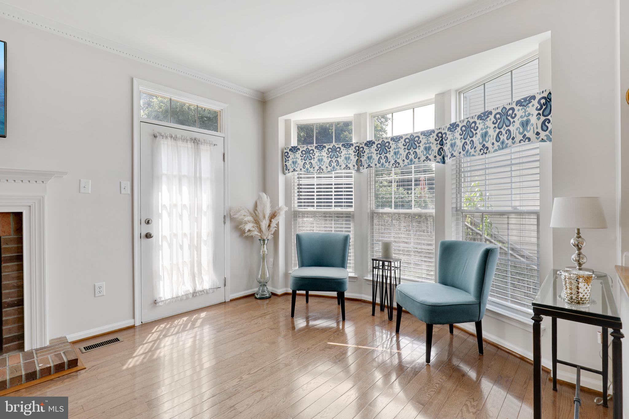 COUNTRY WALK - Residential