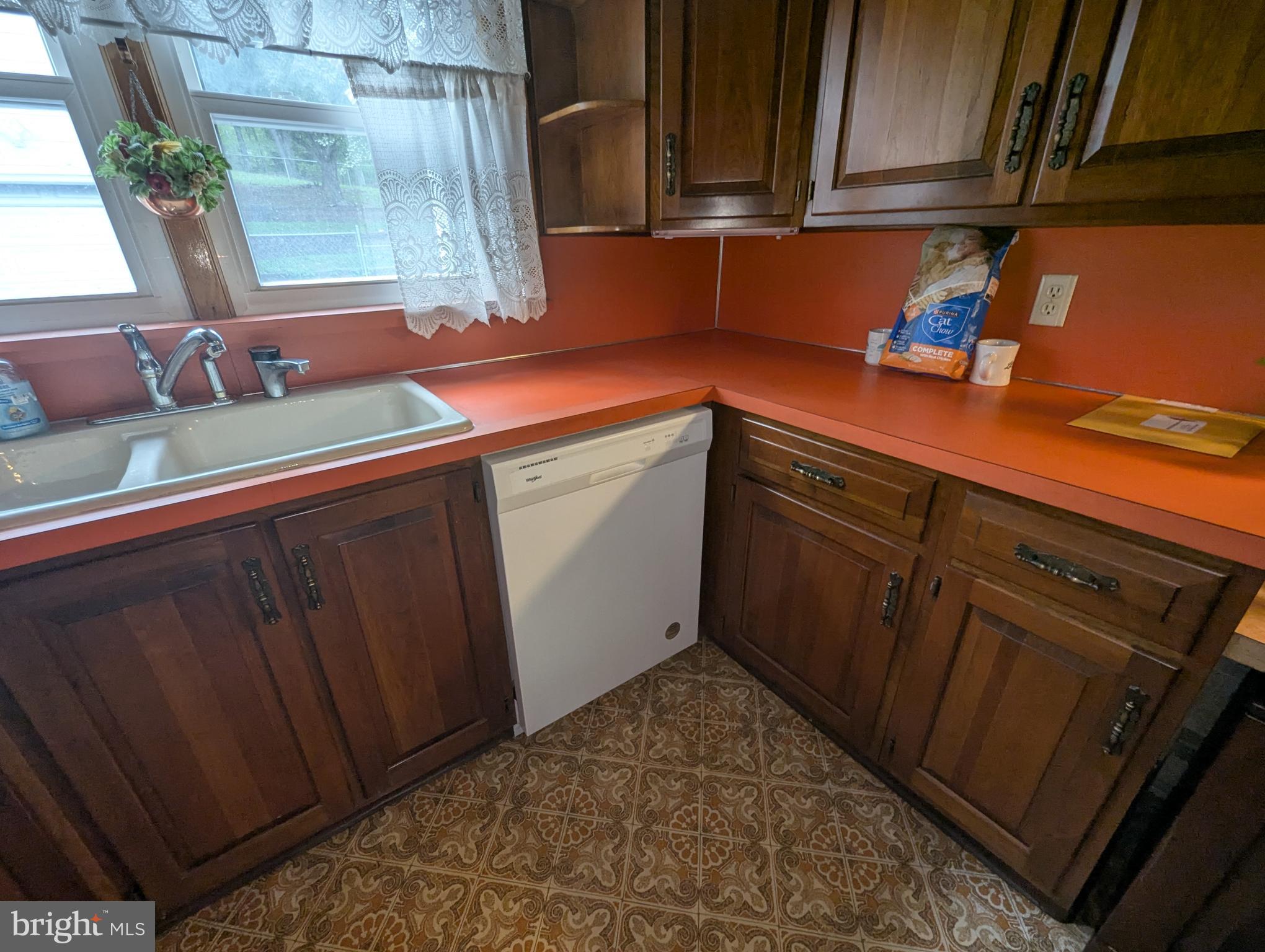 JEWELL - Residential