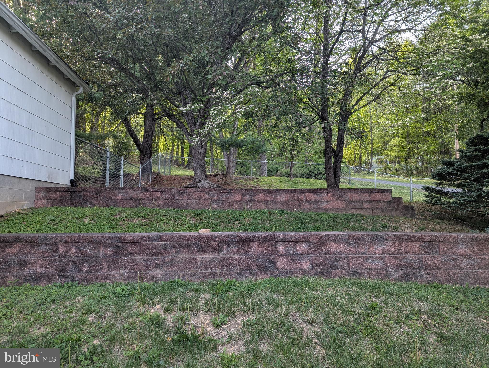 JEWELL - Residential