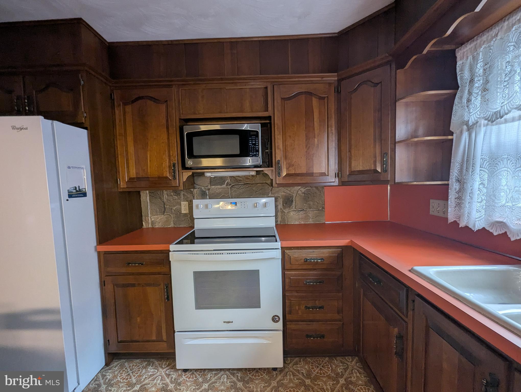 JEWELL - Residential