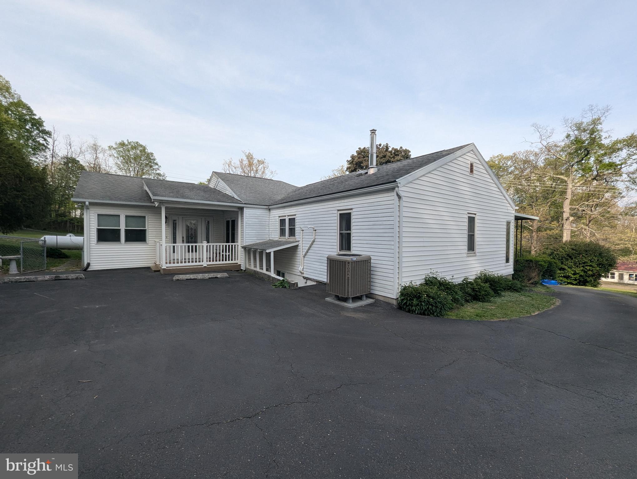 JEWELL - Residential