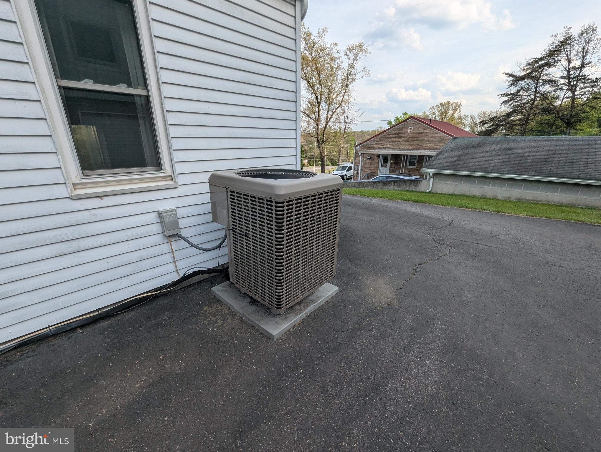 JEWELL - Residential