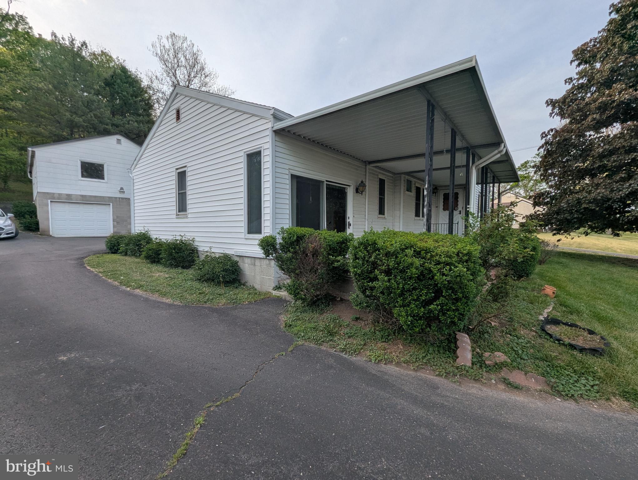 JEWELL - Residential