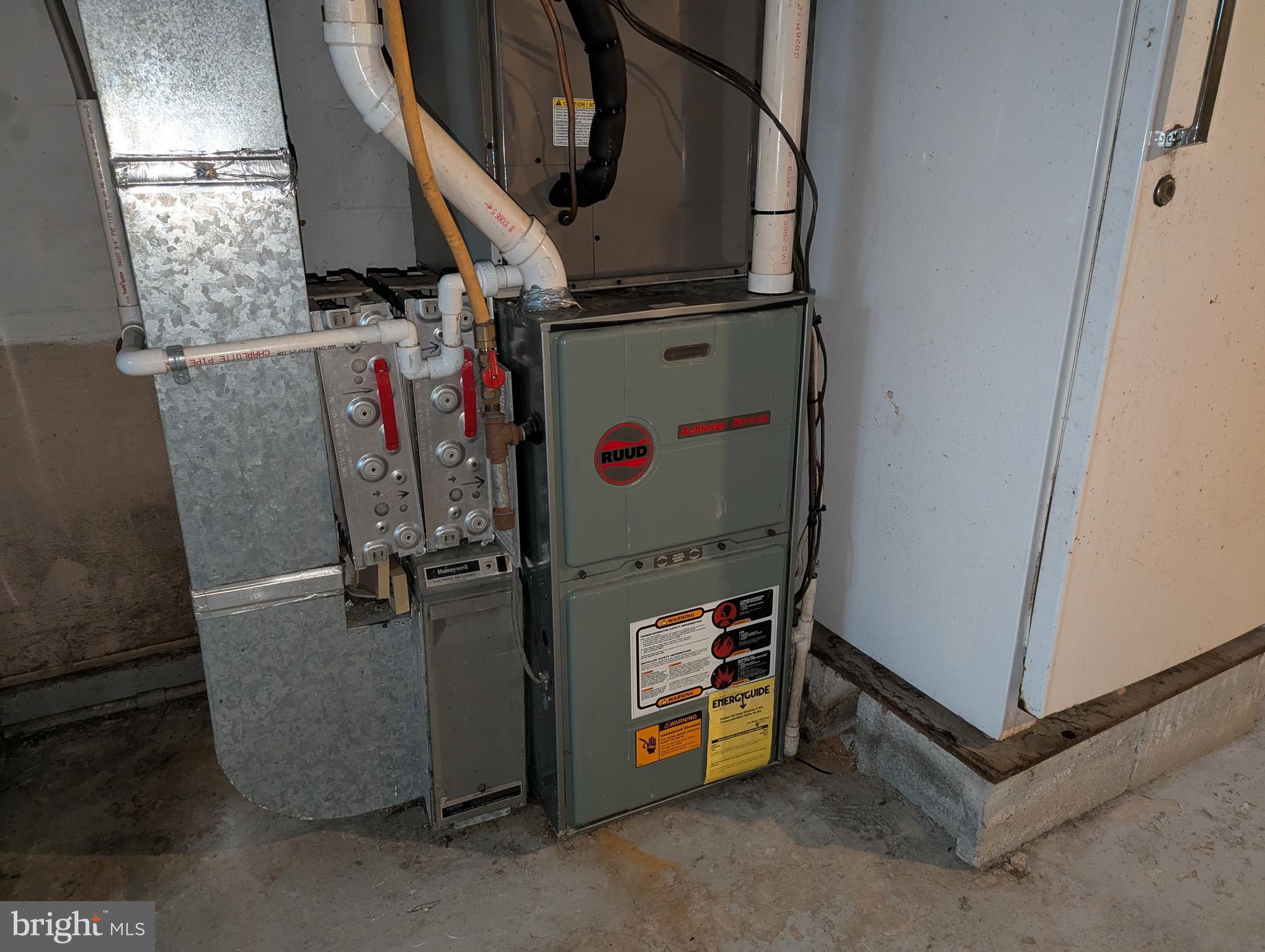 JEWELL - Residential