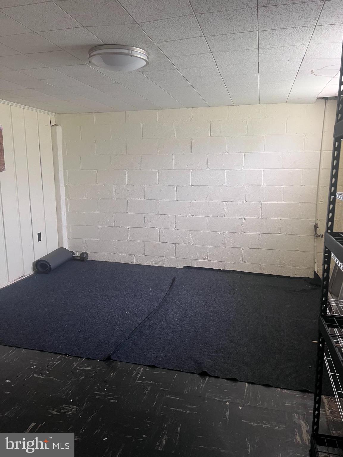 KNETTISHALL - Residential Lease