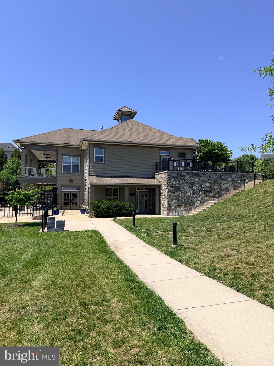 POPLAR RUN - Residential