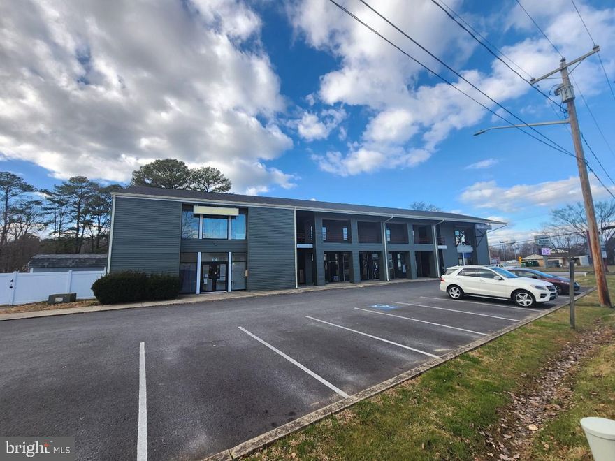 Private office space - Located on the second floor, office measuring  10x 11. Ready for you to move your office in.   No CAM, all utilities included.  This is a great place to work virtual and not in your home.  Call today for your private showing.