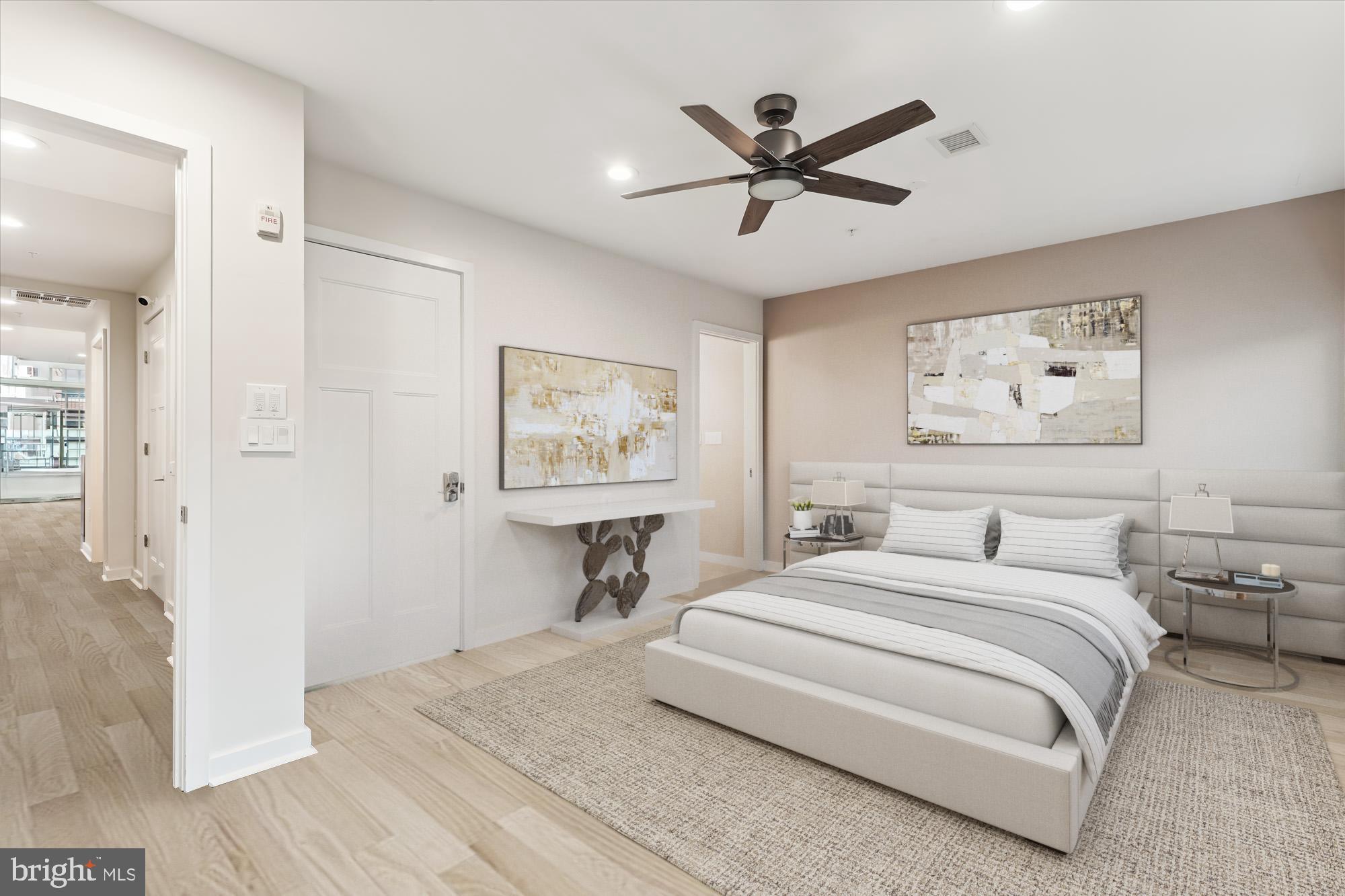 GASLIGHT SQUARE - Residential